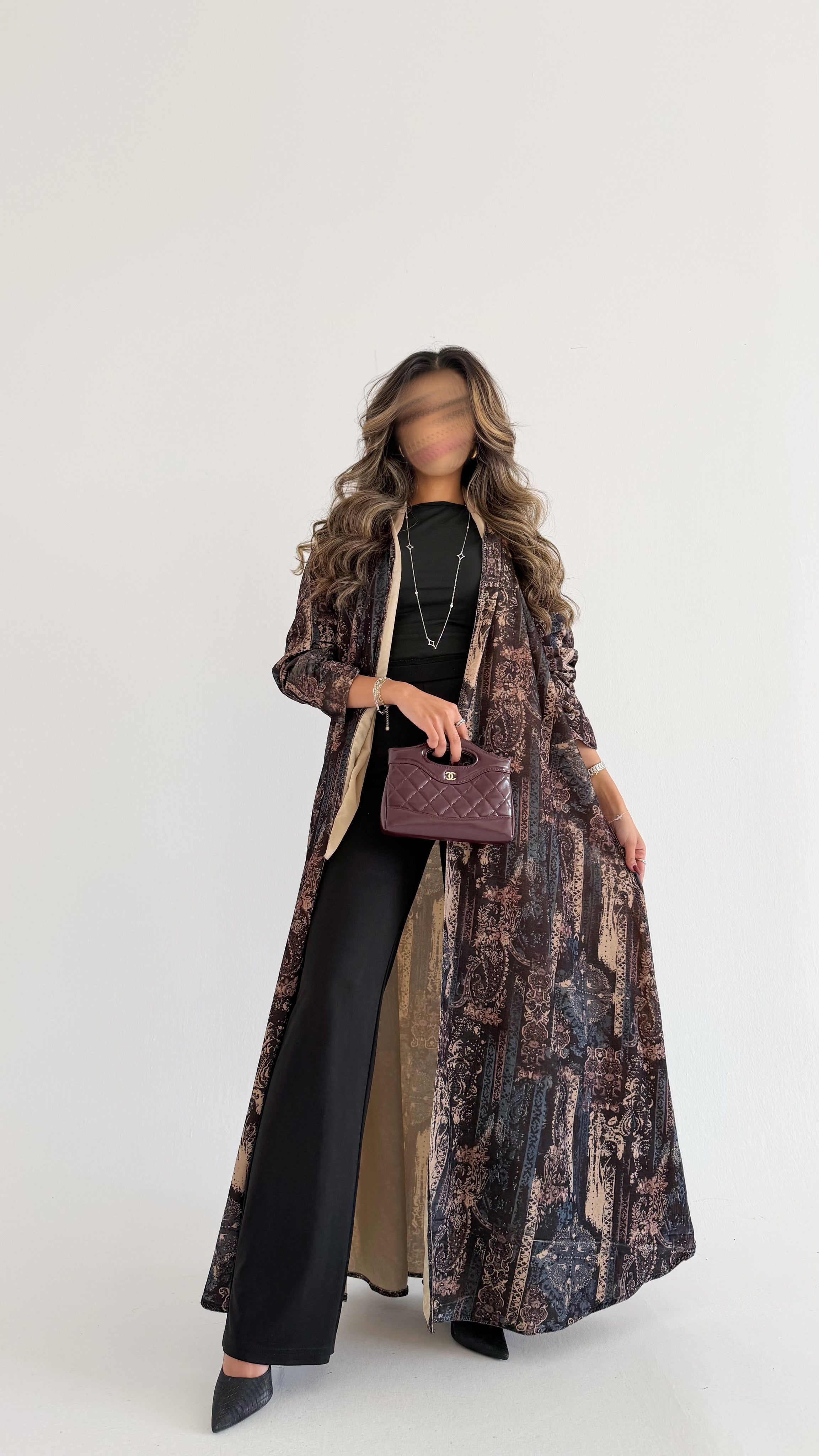 MW645 - Light Crepe Standing with Jacquard Half-Cloche