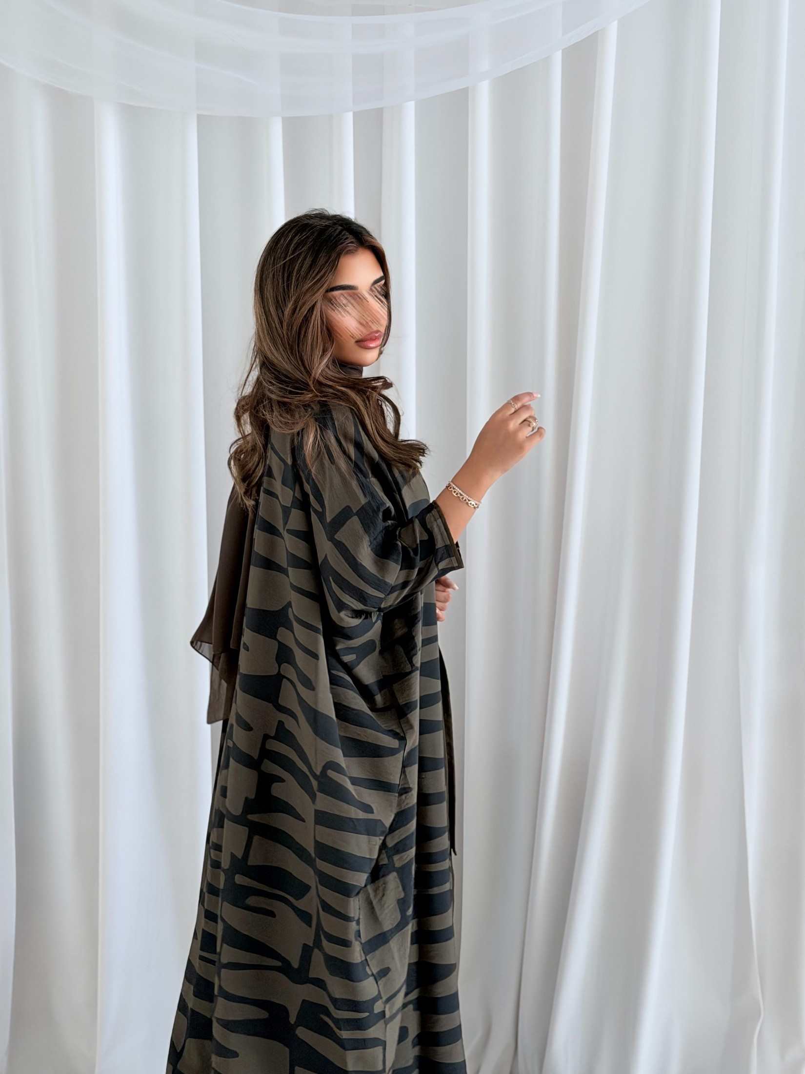 MWT2135 - عباية طباعة- Printed Abaya - Aya