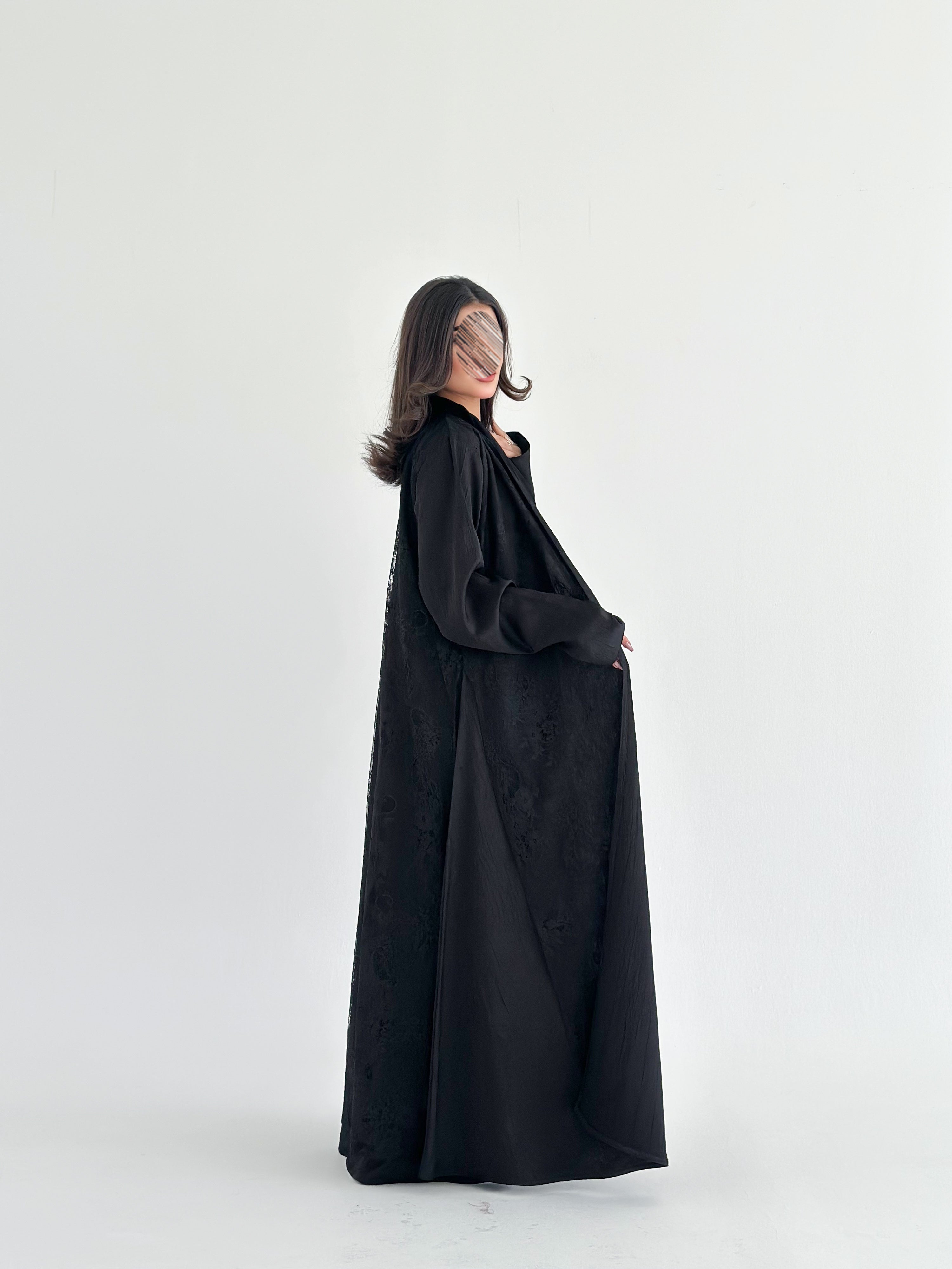 MW2115 - عباية جاكار بقصة نص كلوش مع اضافة الدانتيل عصرية - Aya