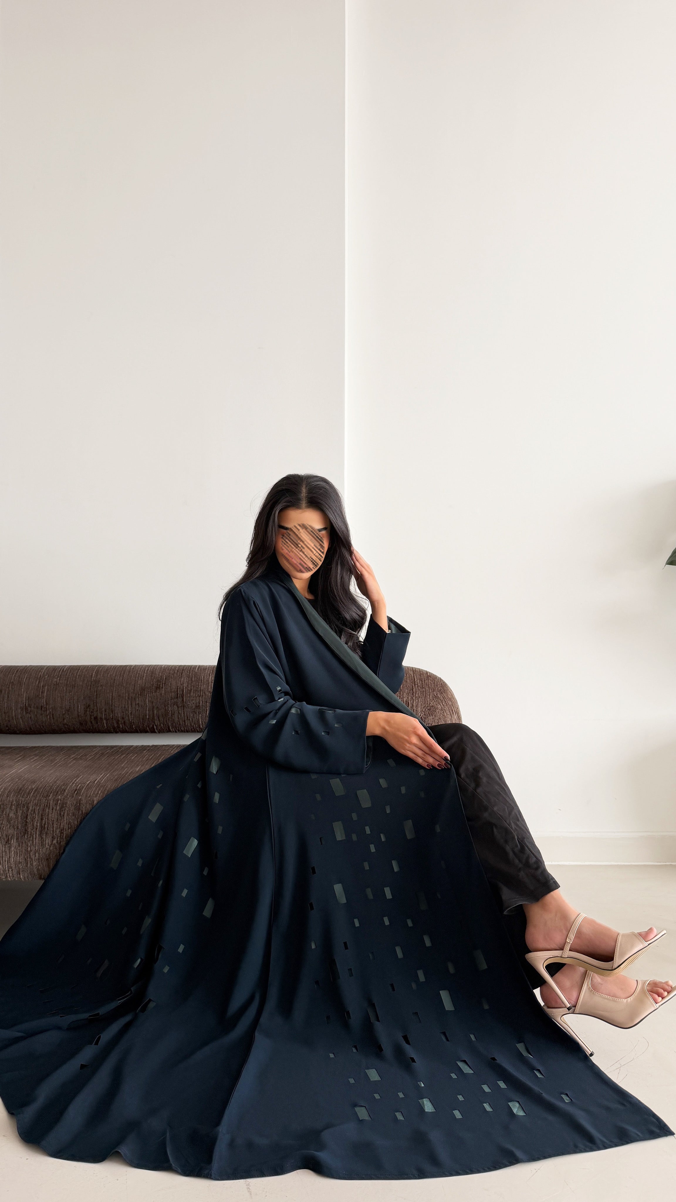 MW2066 - عباية نص كلوش بتقنية قص الليزر - Aya