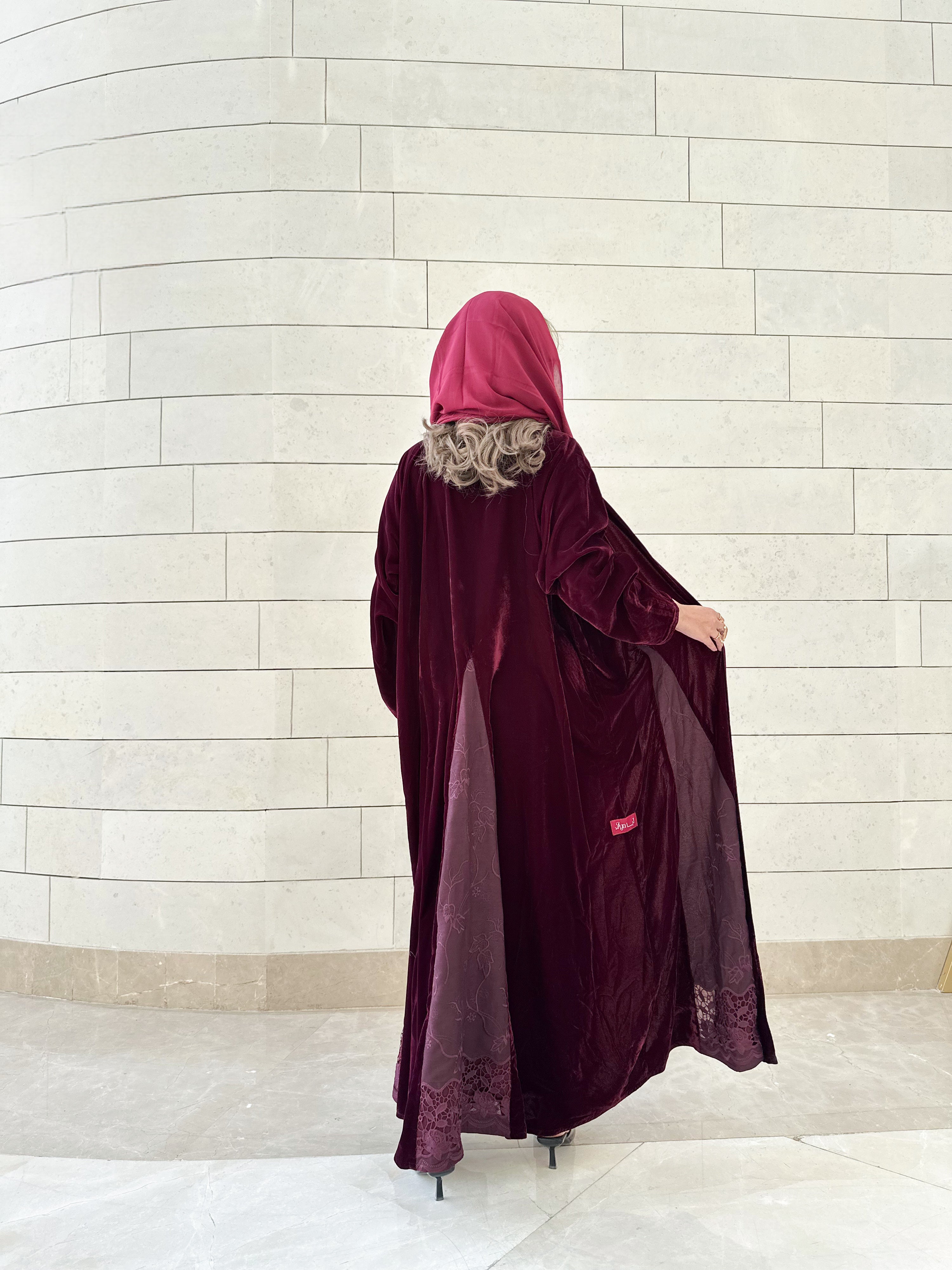MW645 - Light Crepe Standing with Jacquard Half-Cloche