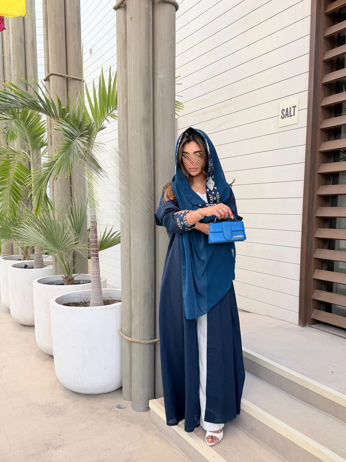 MWT1028 - عبايه لنن تطريز مع تدخيلة شانتون - Aya