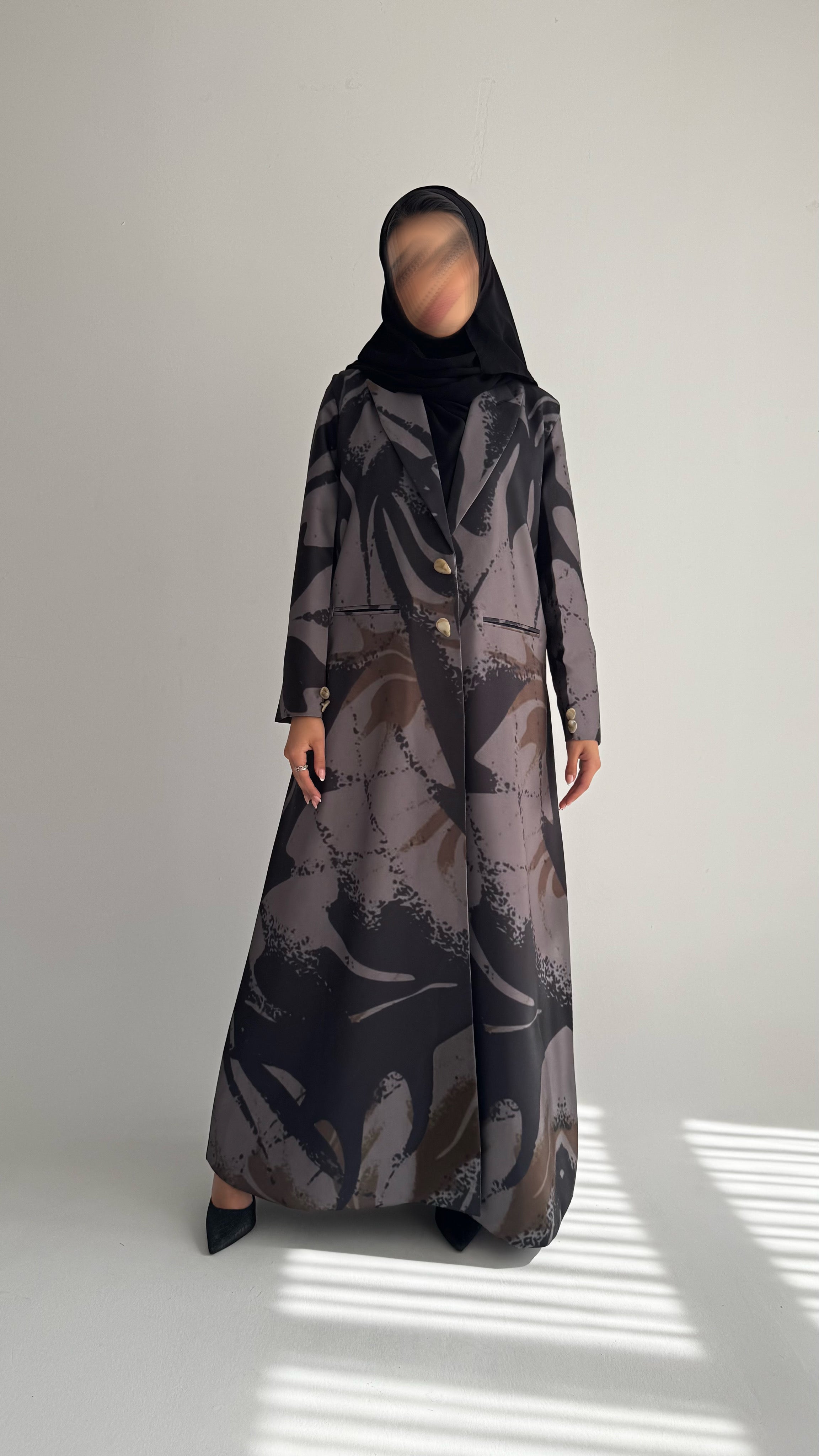 MWT841 - عباية بليزر طباعة | Printed Blazer Abaya - Aya