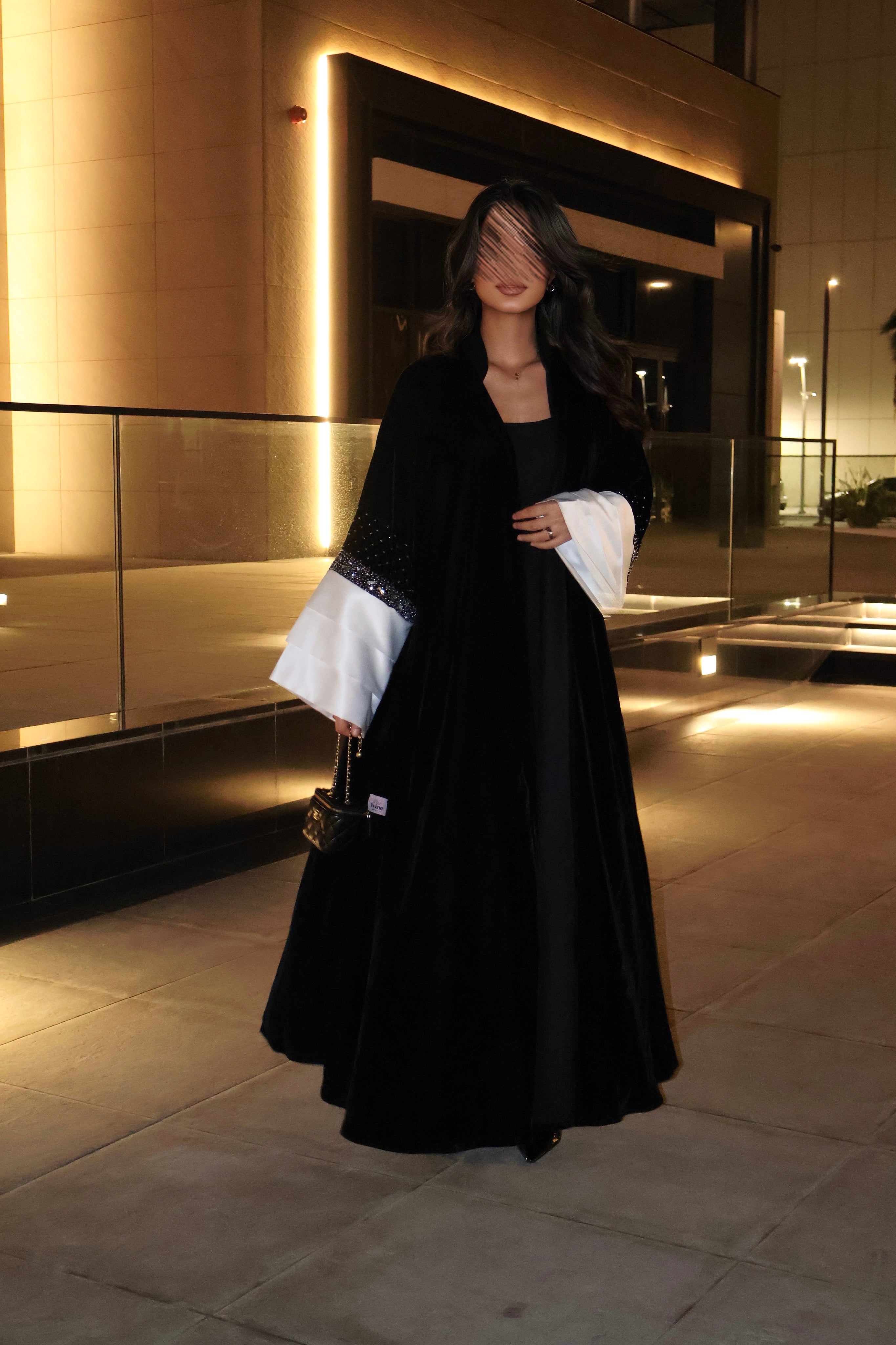 MW645 - Light Crepe Standing with Jacquard Half-Cloche