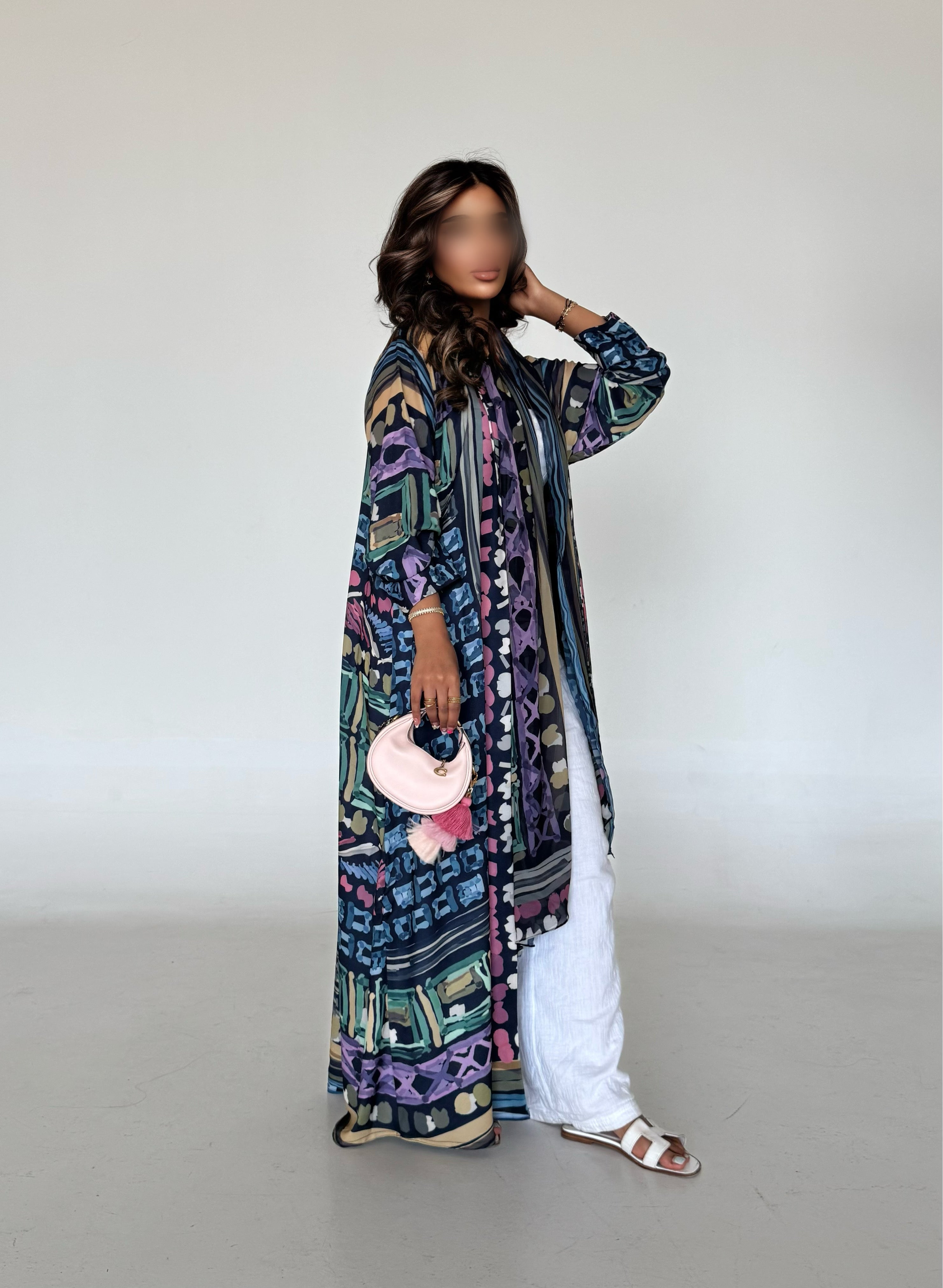 MW645 - Light Crepe Standing with Jacquard Half-Cloche