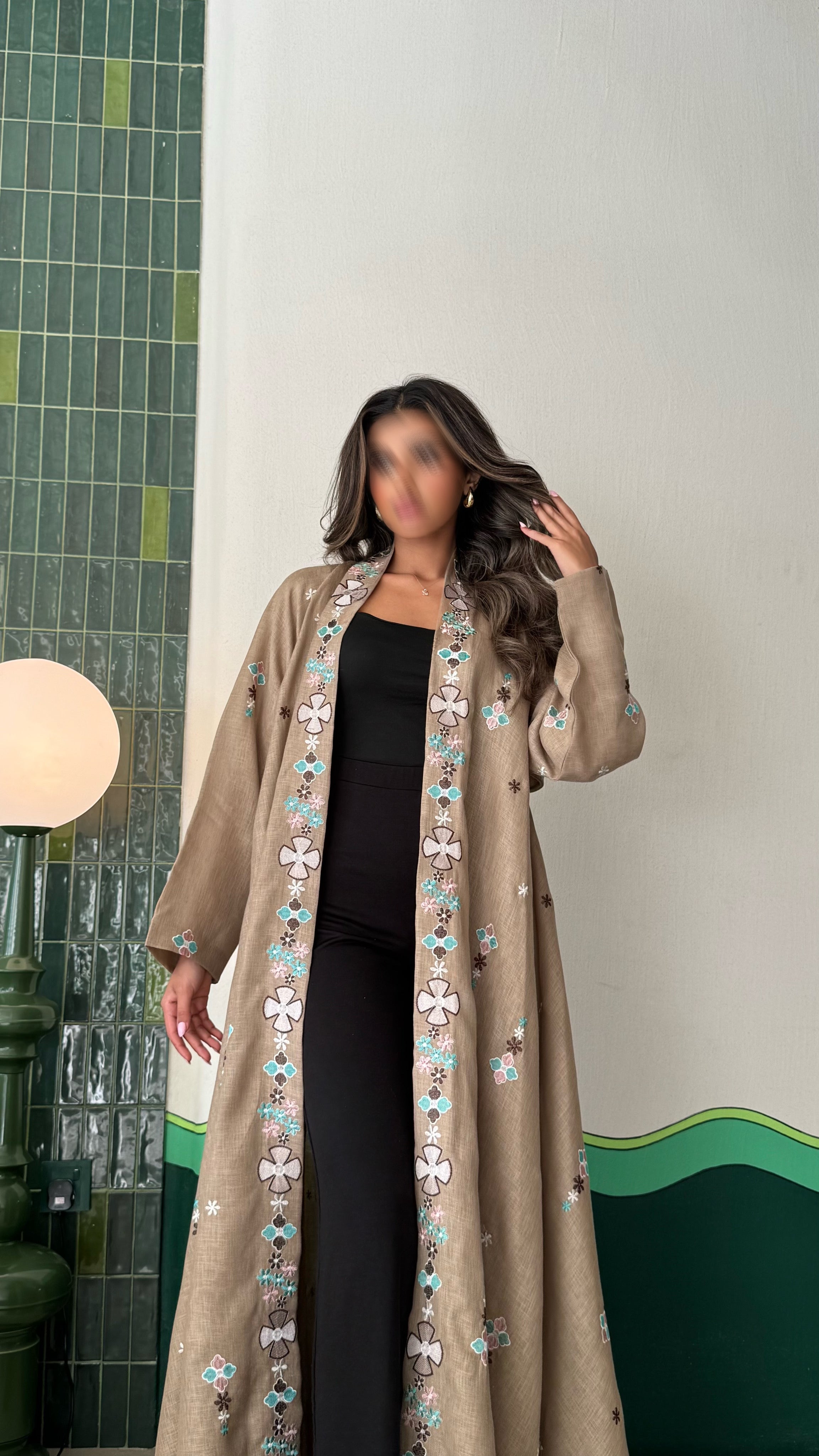 MW1659 - عباية لنن مطرزة في الكامل - Aya