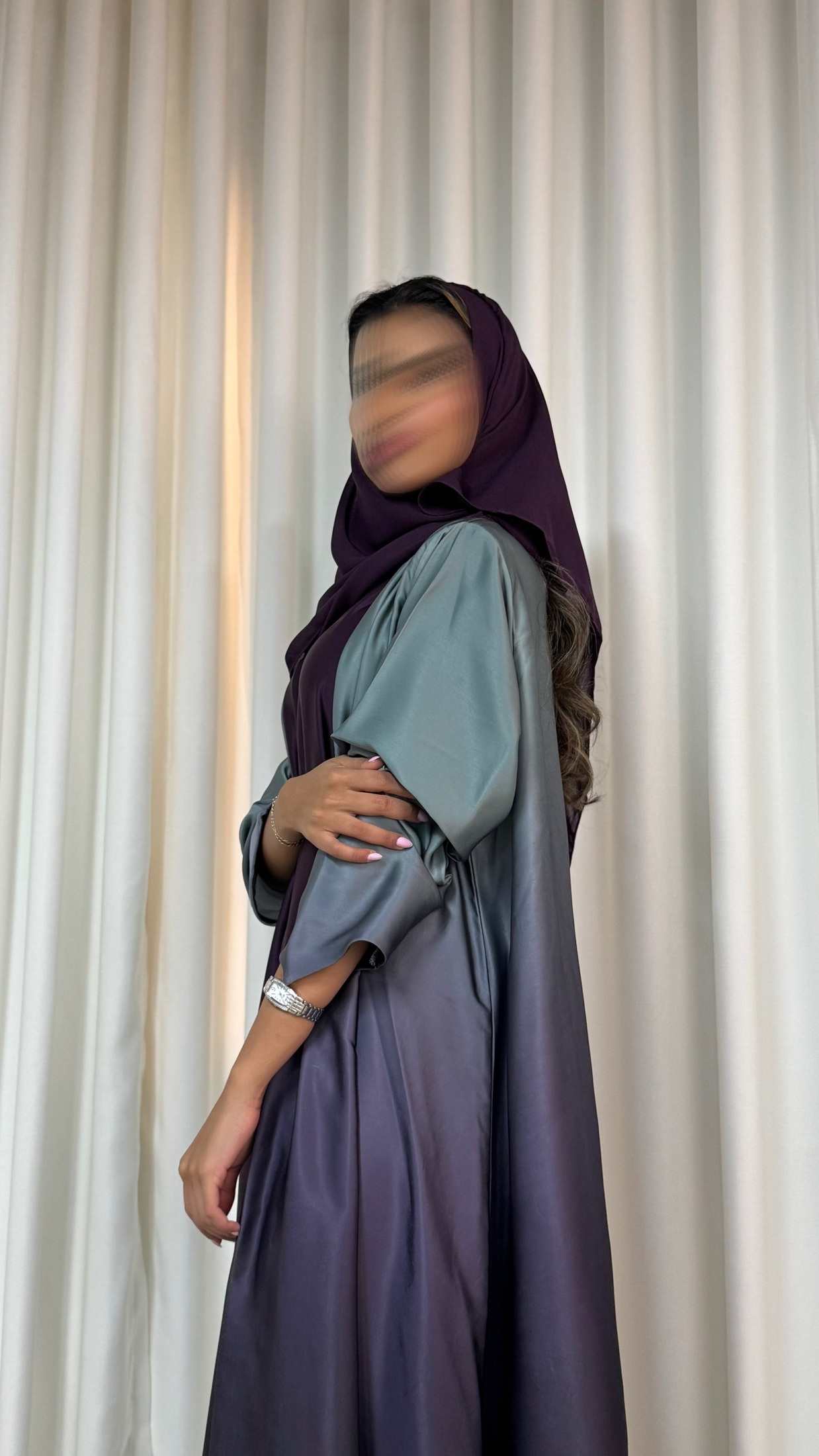 MW1654 - عباية حرير متداخل بالوان لمبرقيني مع اضافة فستان داخلي - Aya