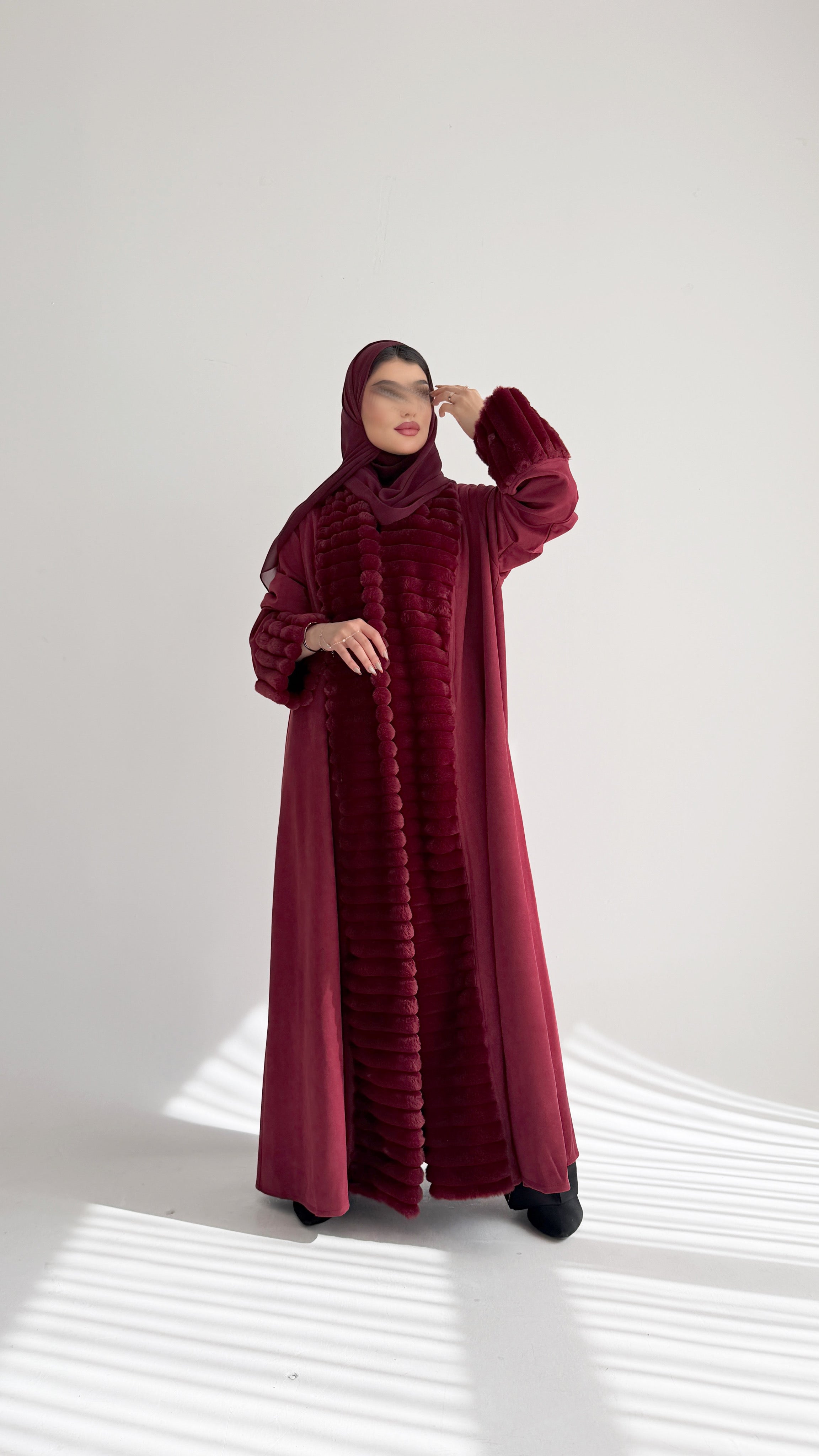 MW645 - Light Crepe Standing with Jacquard Half-Cloche