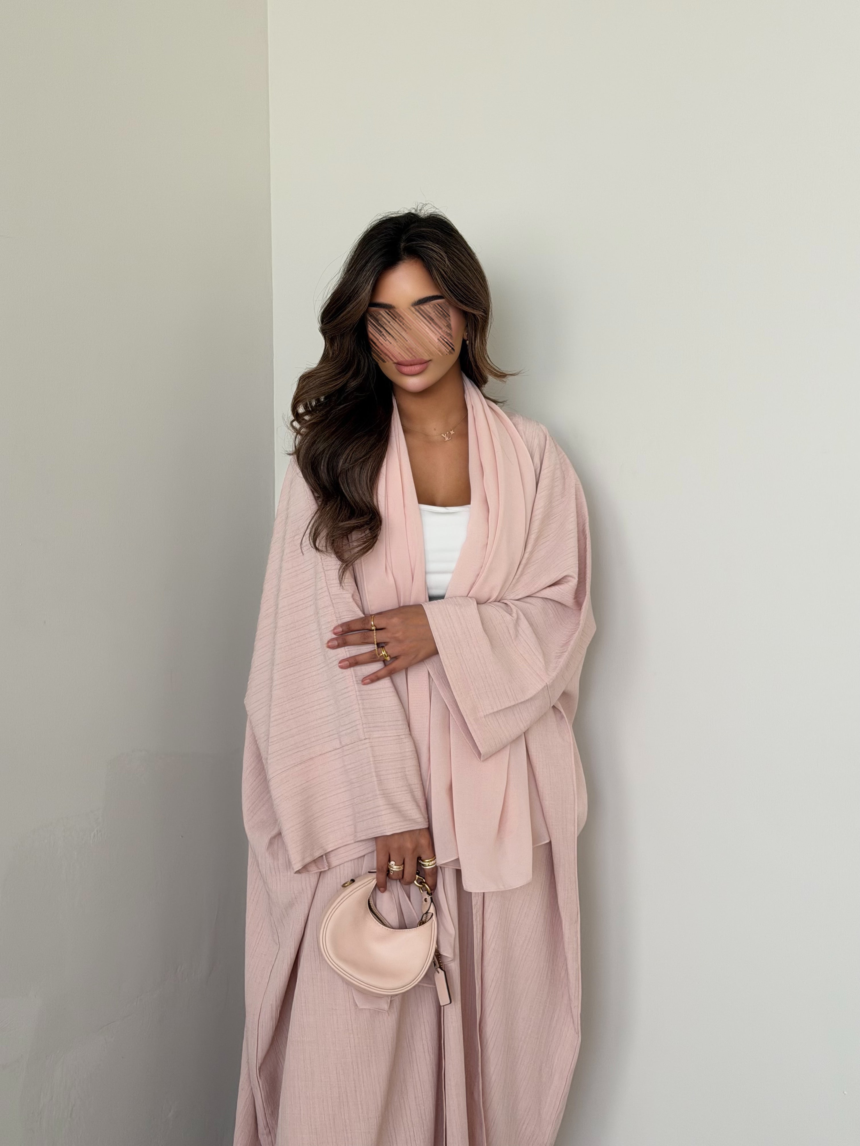 MWT5040 - قماش كريب وردي قصة نص بشت - Aya