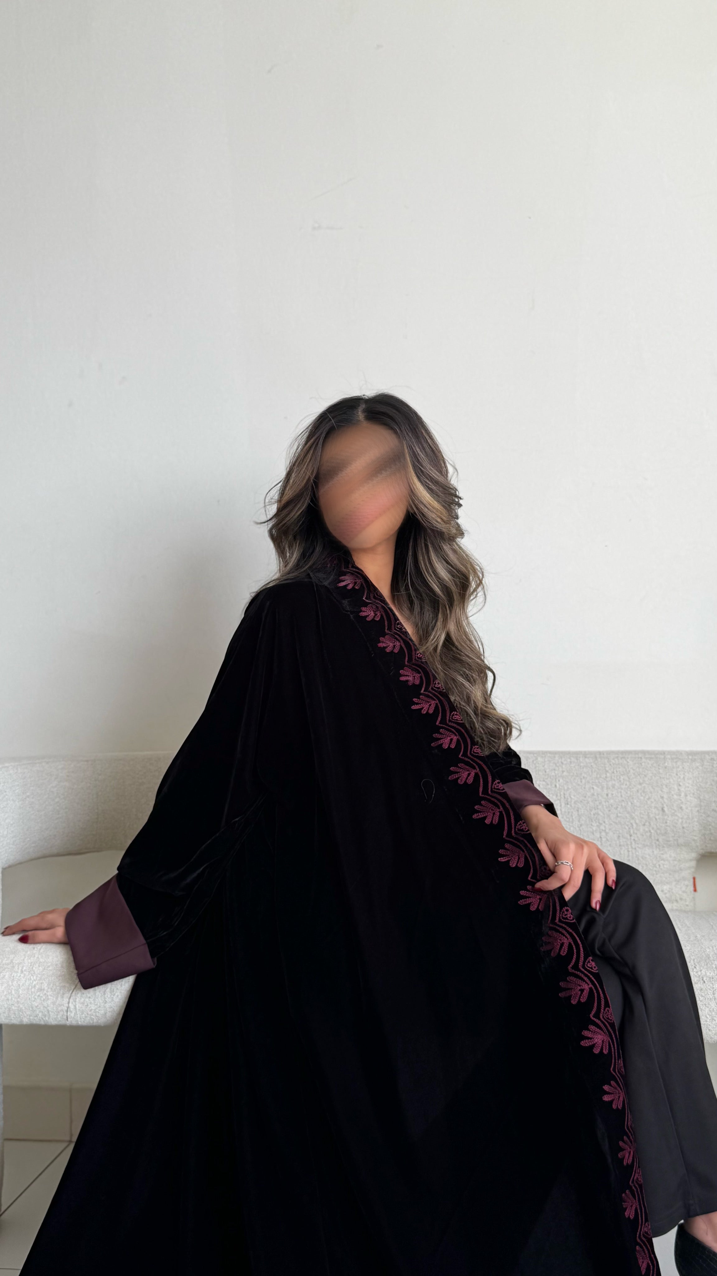 MWT361 - عباية مخمل تطريز عنابي - Aya