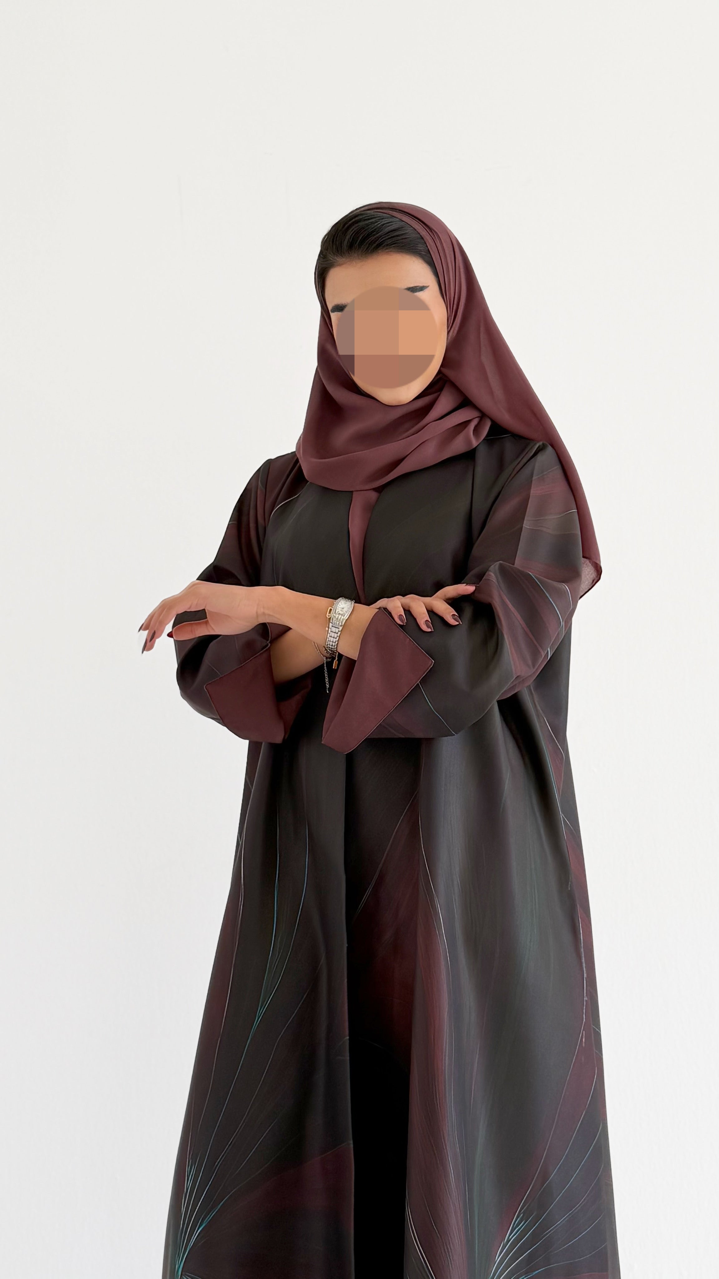 MWT386 - عباية اسود ملون - Aya