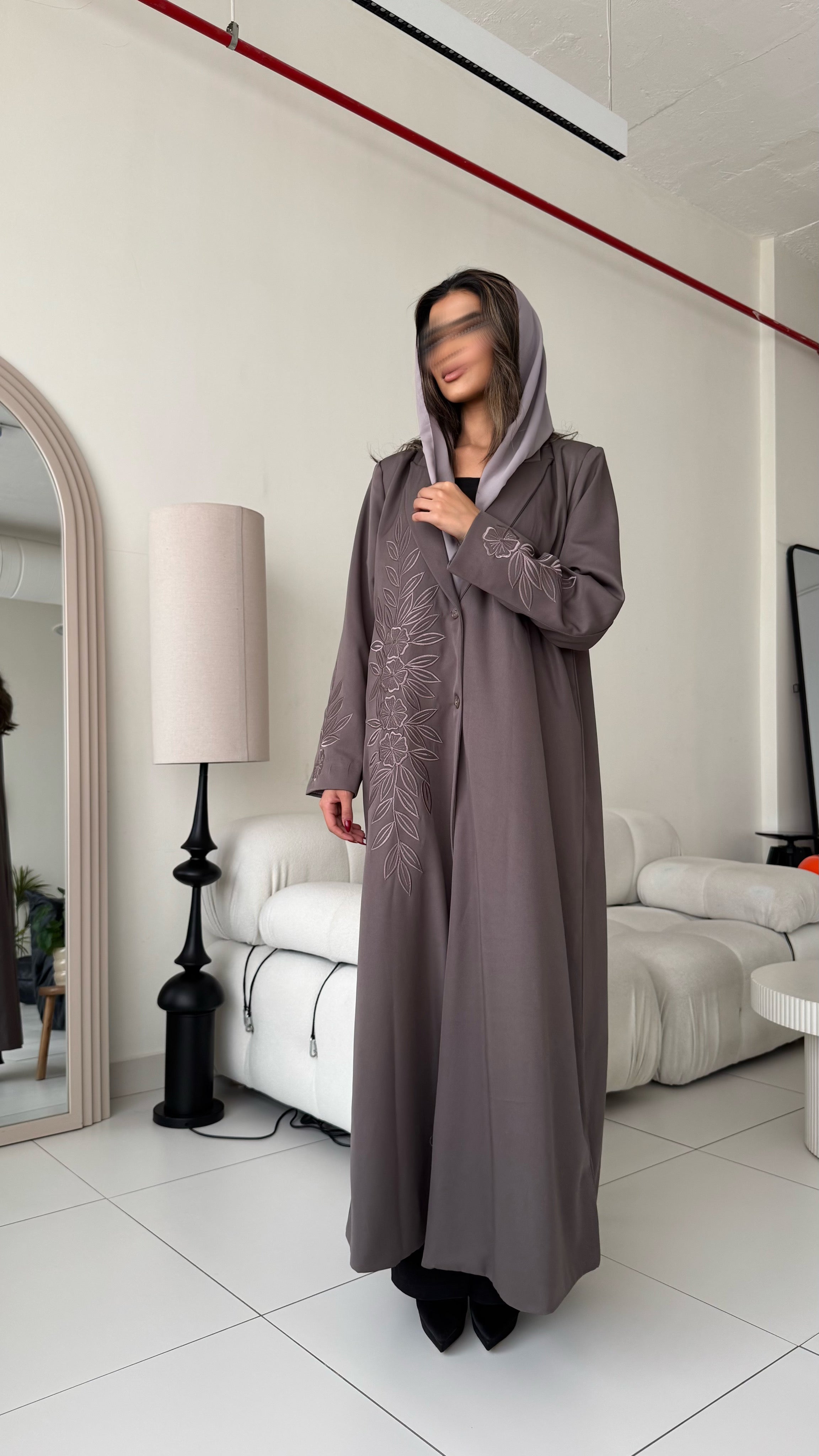 MWT310 - عباية بتطريز بني - Aya