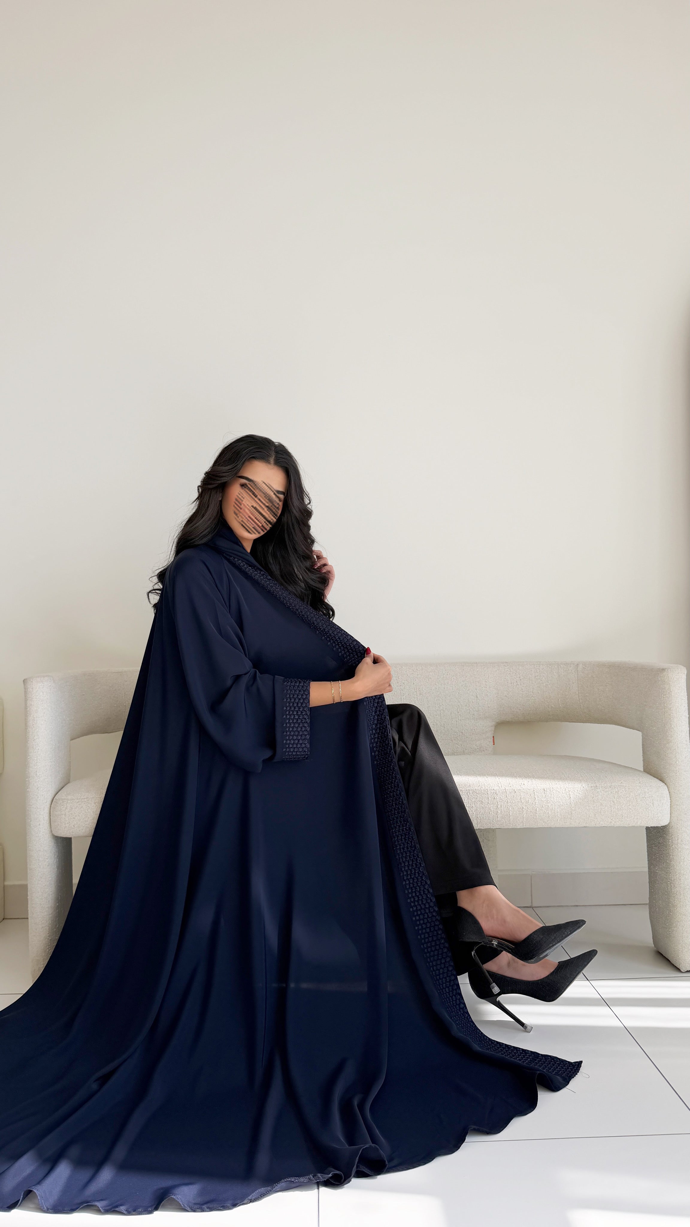 MW2024 - عباية بتطريز بالامام والاكمام - Aya