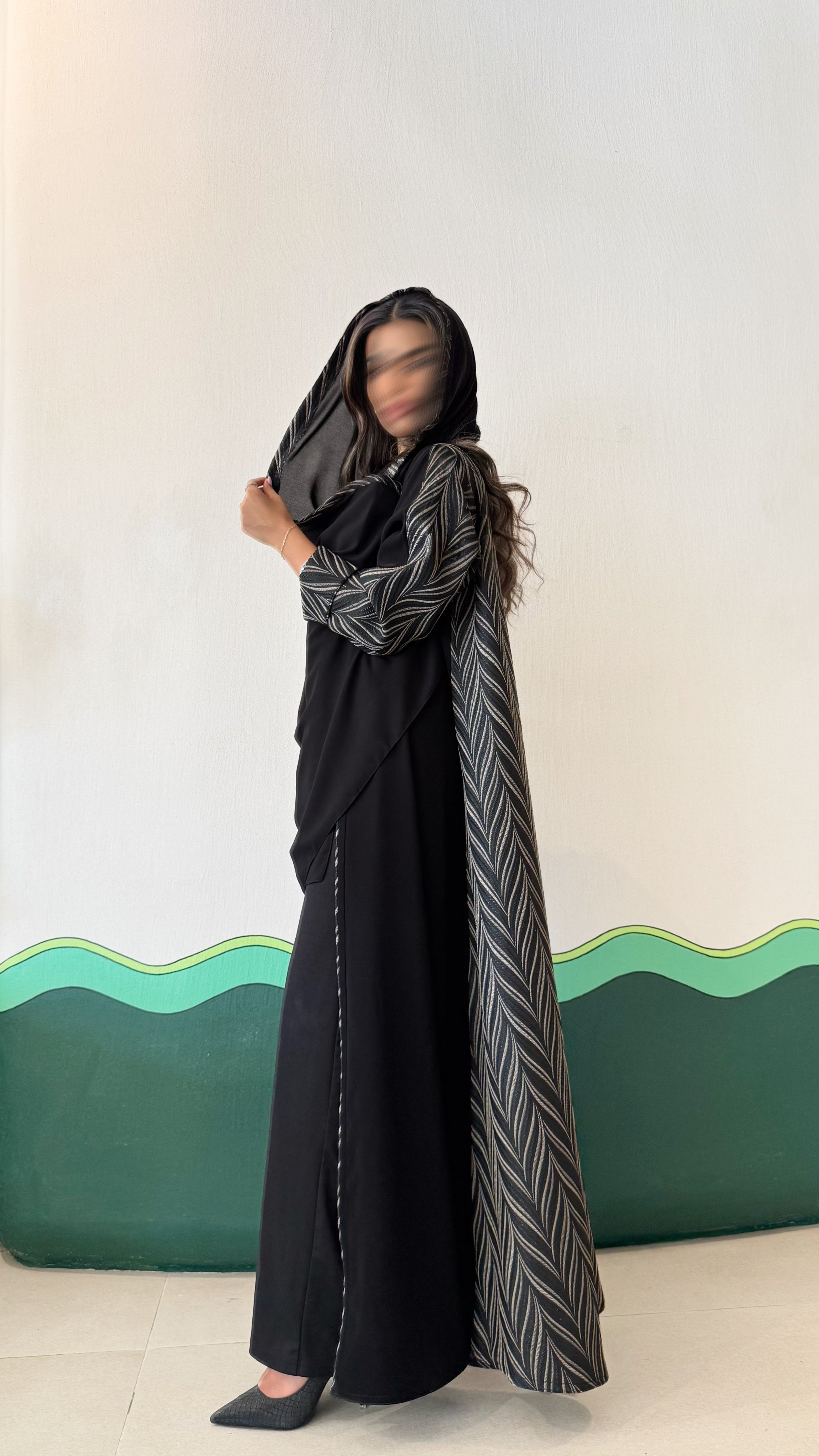 MW1715 - عباية بخامتين الامام سبراميك اندنوسي والخلف جاكار هندي - Aya