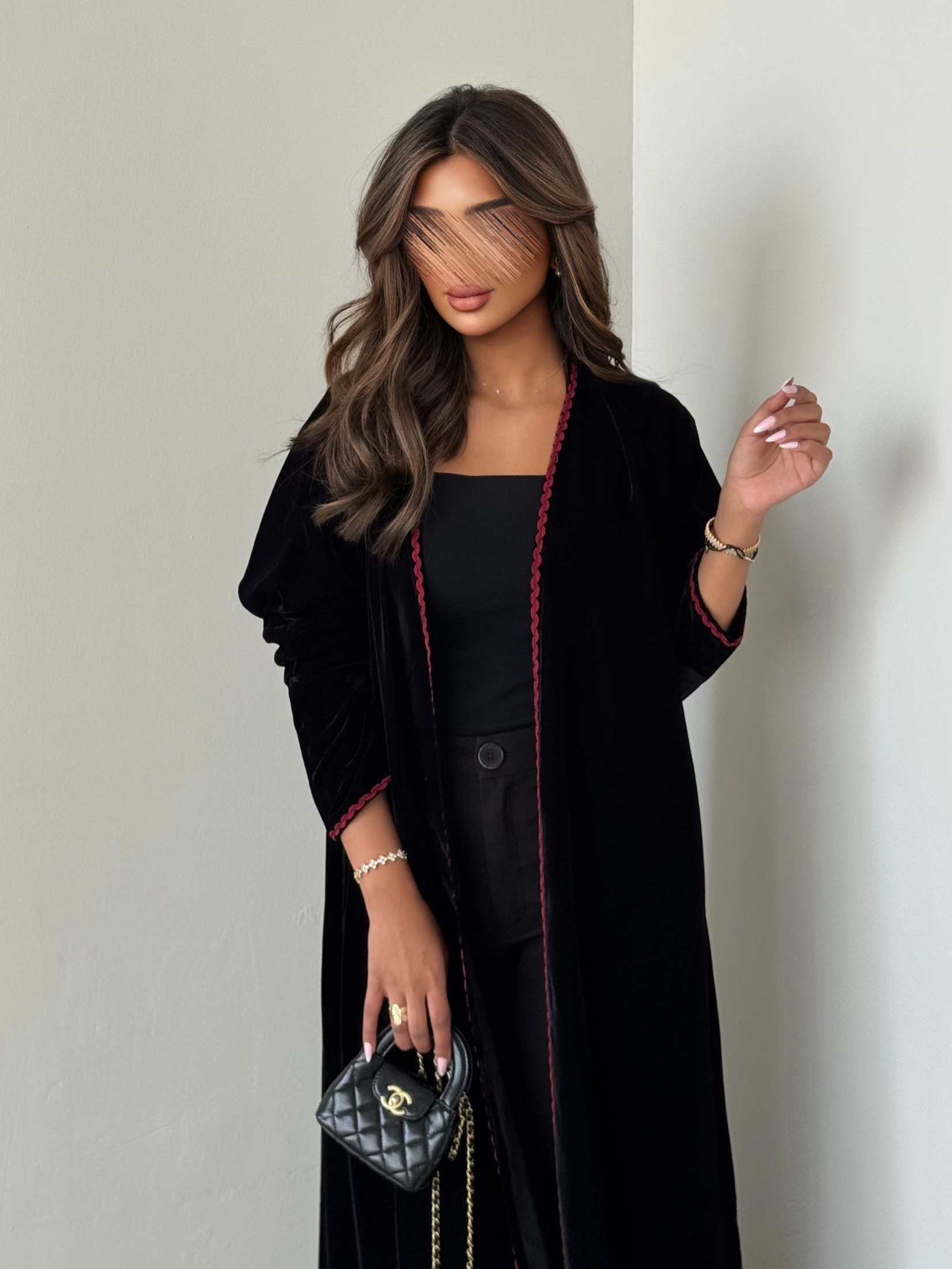 MWT553 - عباية مخمل - Aya