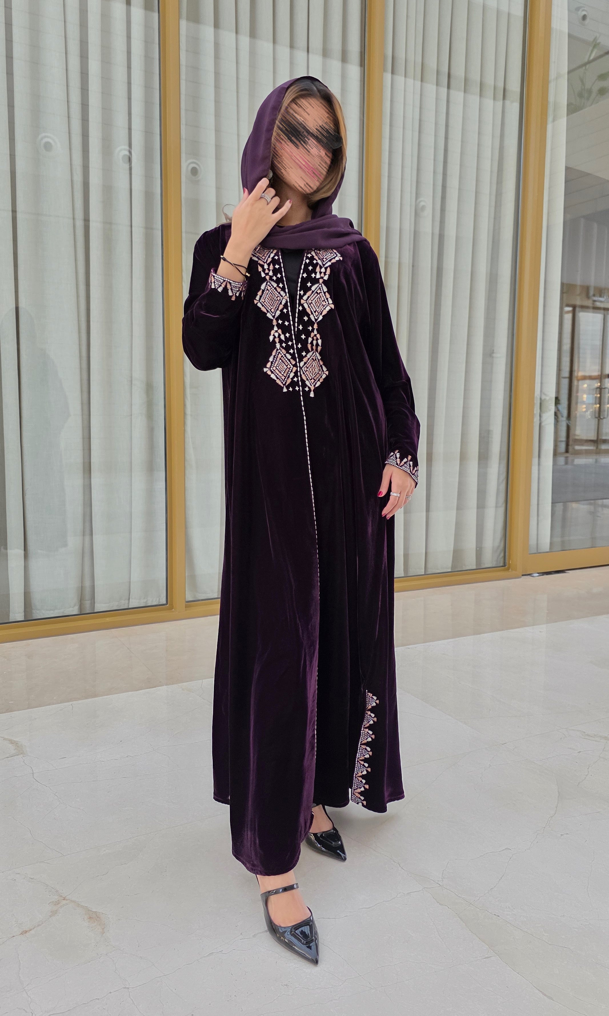 MWT685 - عباية تطريز موفي - Aya