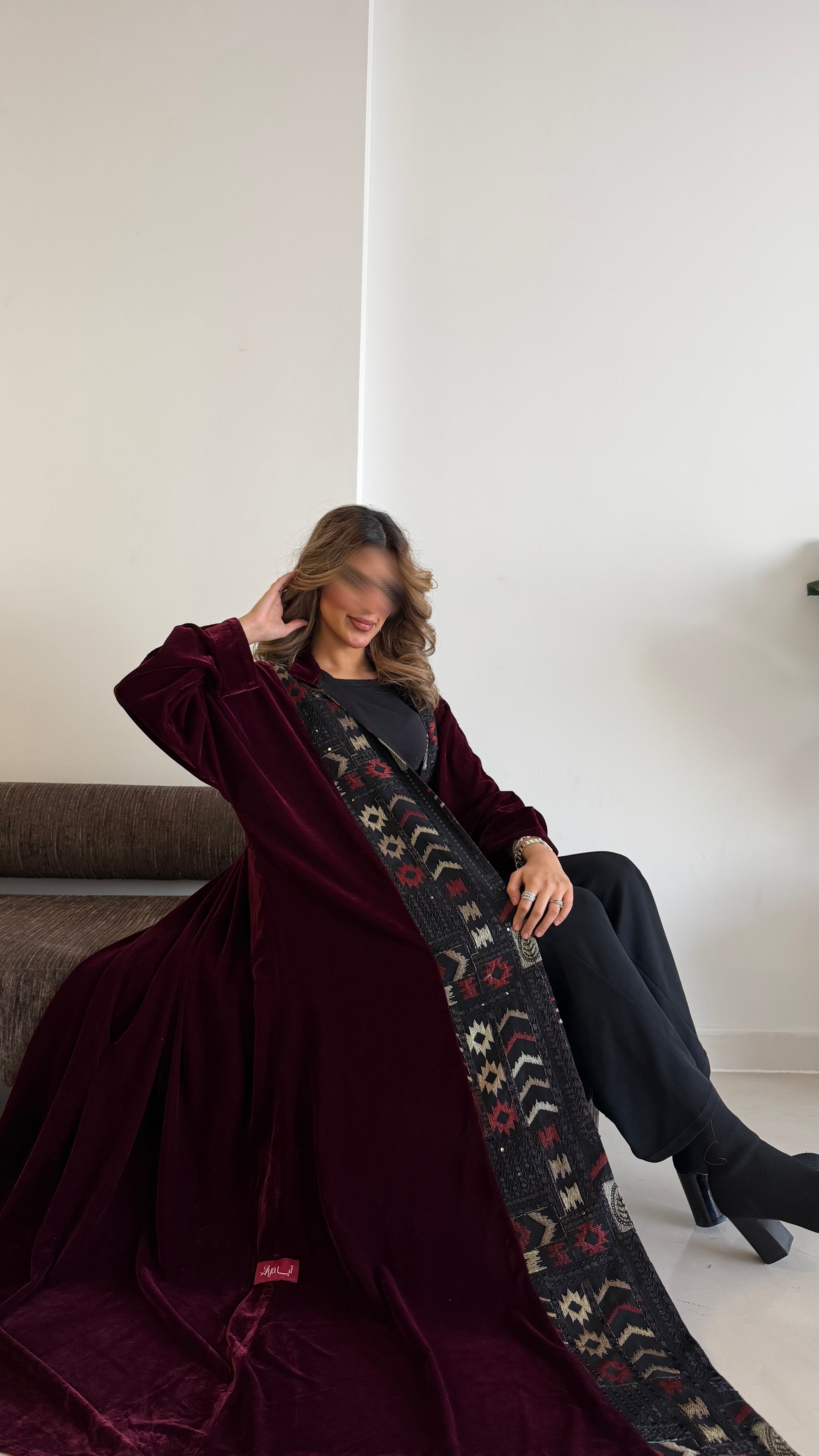 MWT548 - عباية مخمل عنابي مع تطريز هندي - Aya