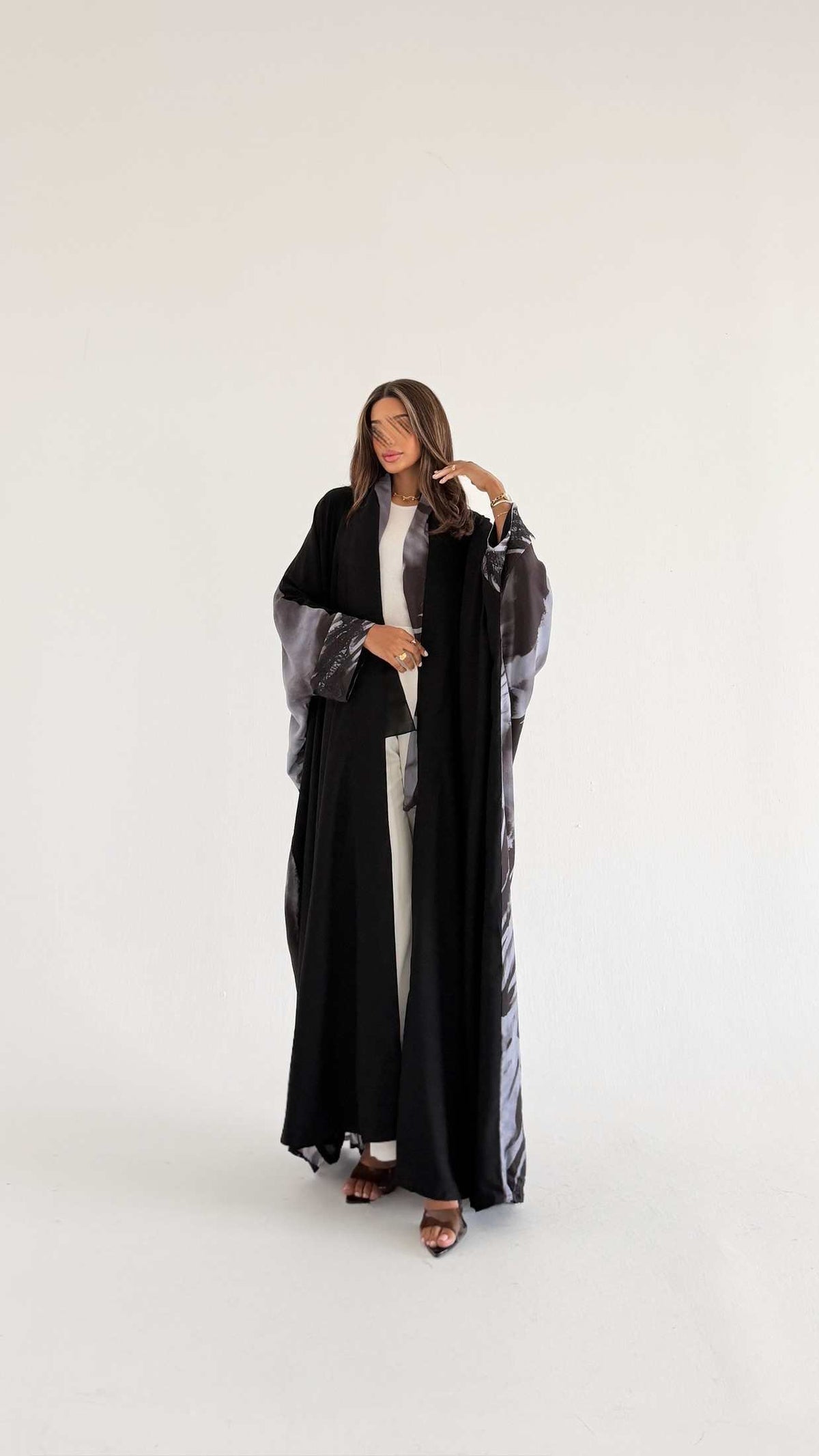 MWT1545 عباية طباعة | Printed Abaya - Aya
