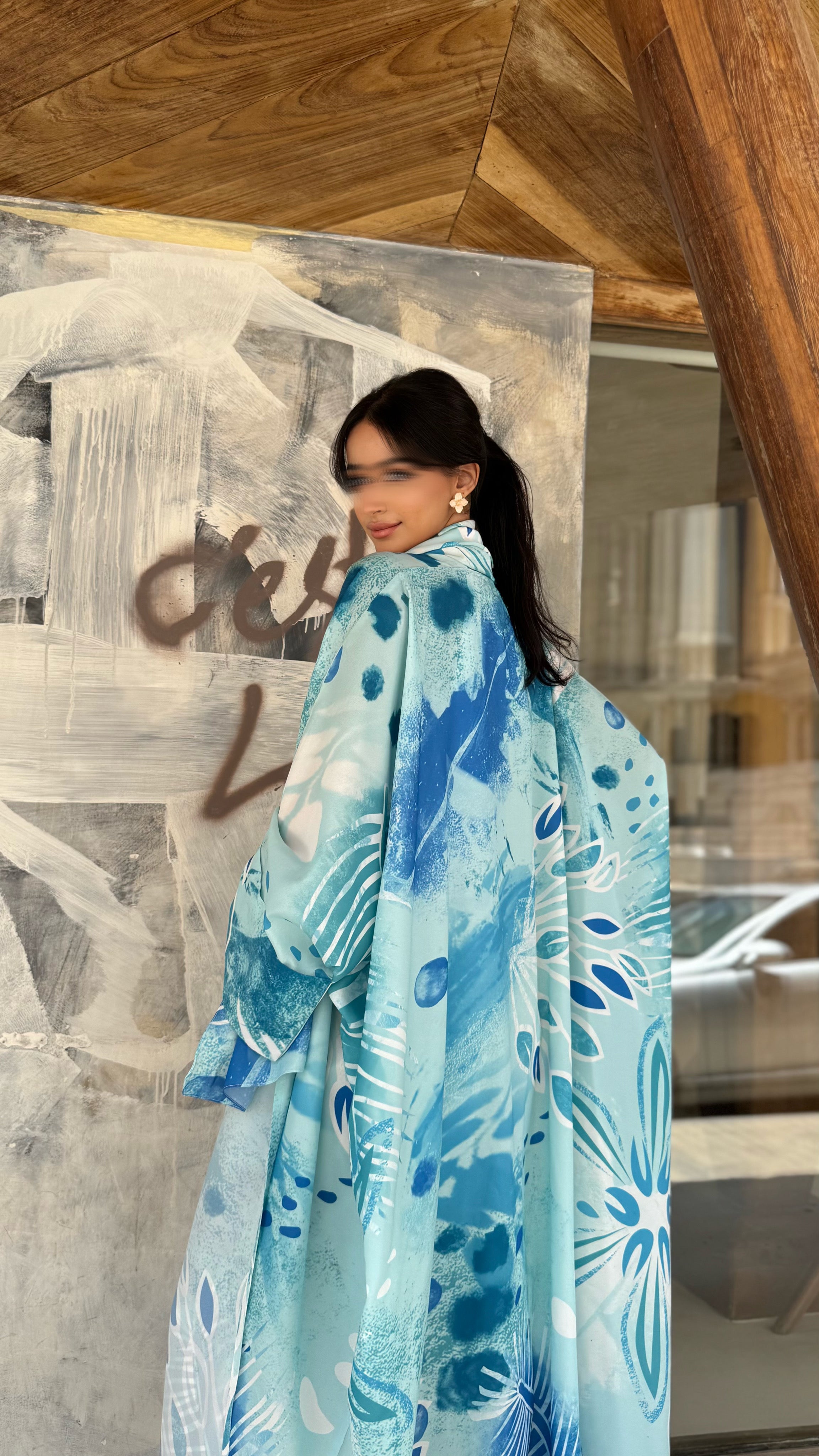 MW645 - Light Crepe Standing with Jacquard Half-Cloche