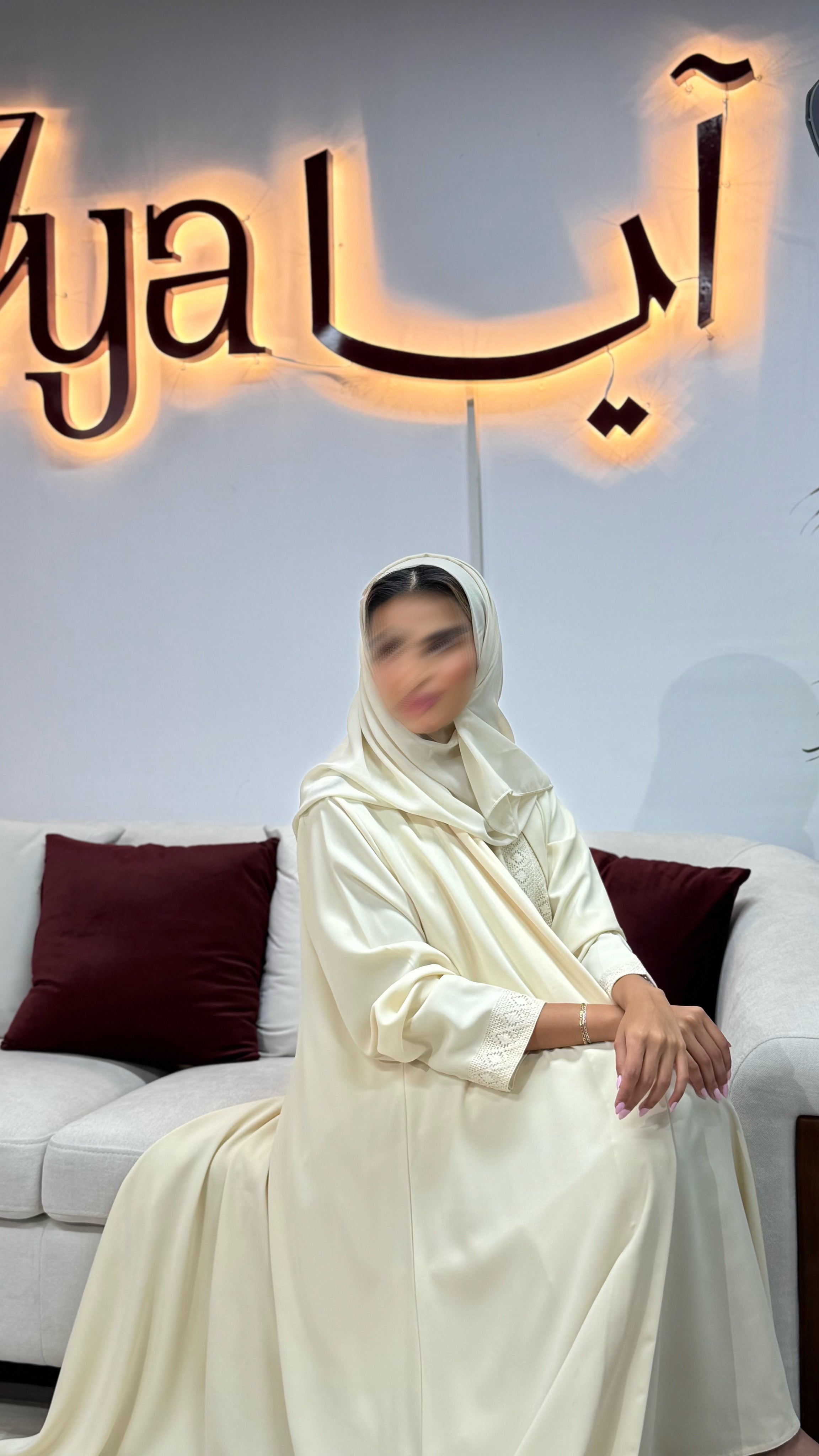 MW1656 - عباية حرير طايح مع اضافة فستان داخلي - Aya