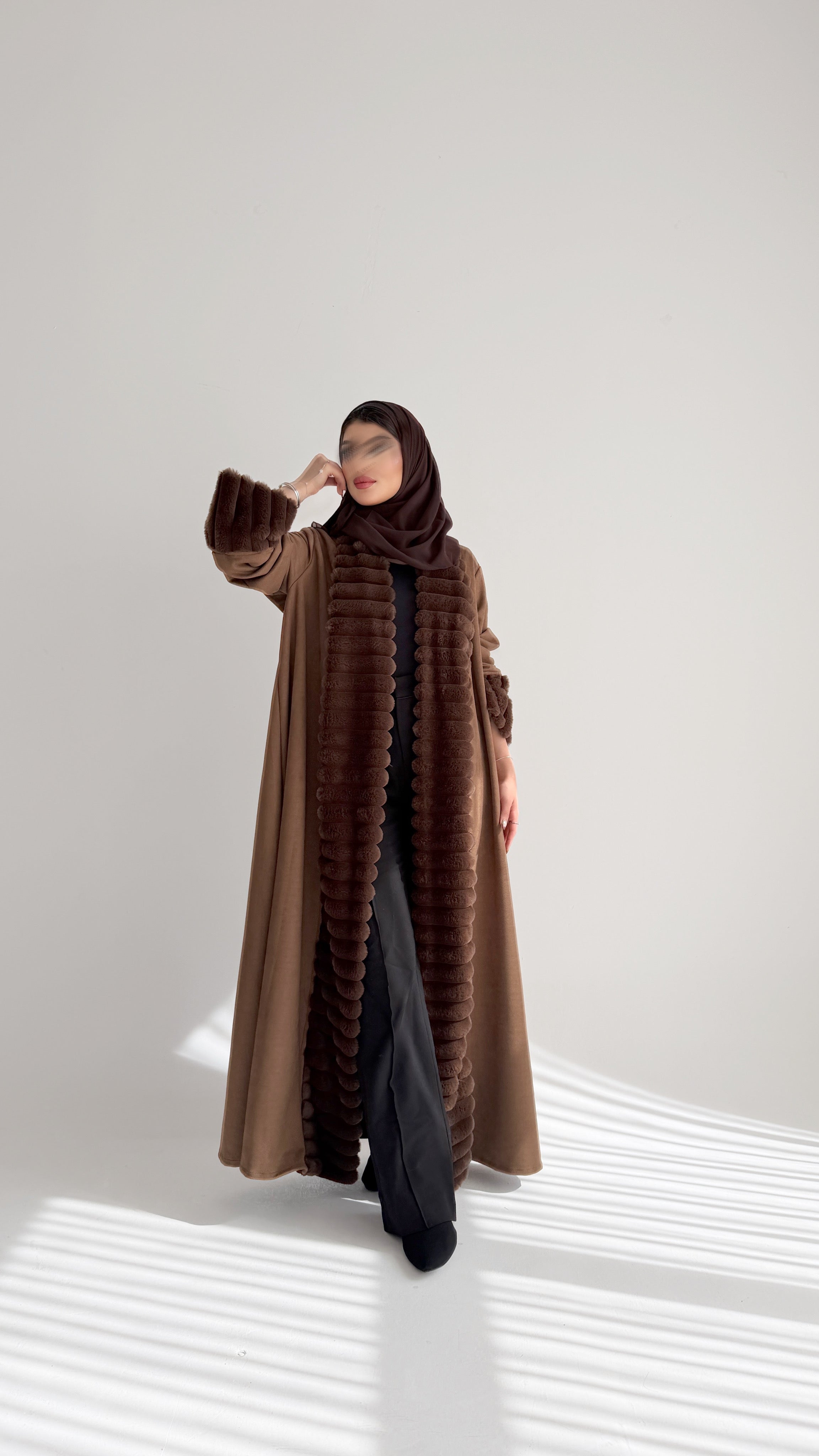 MW645 - Light Crepe Standing with Jacquard Half-Cloche