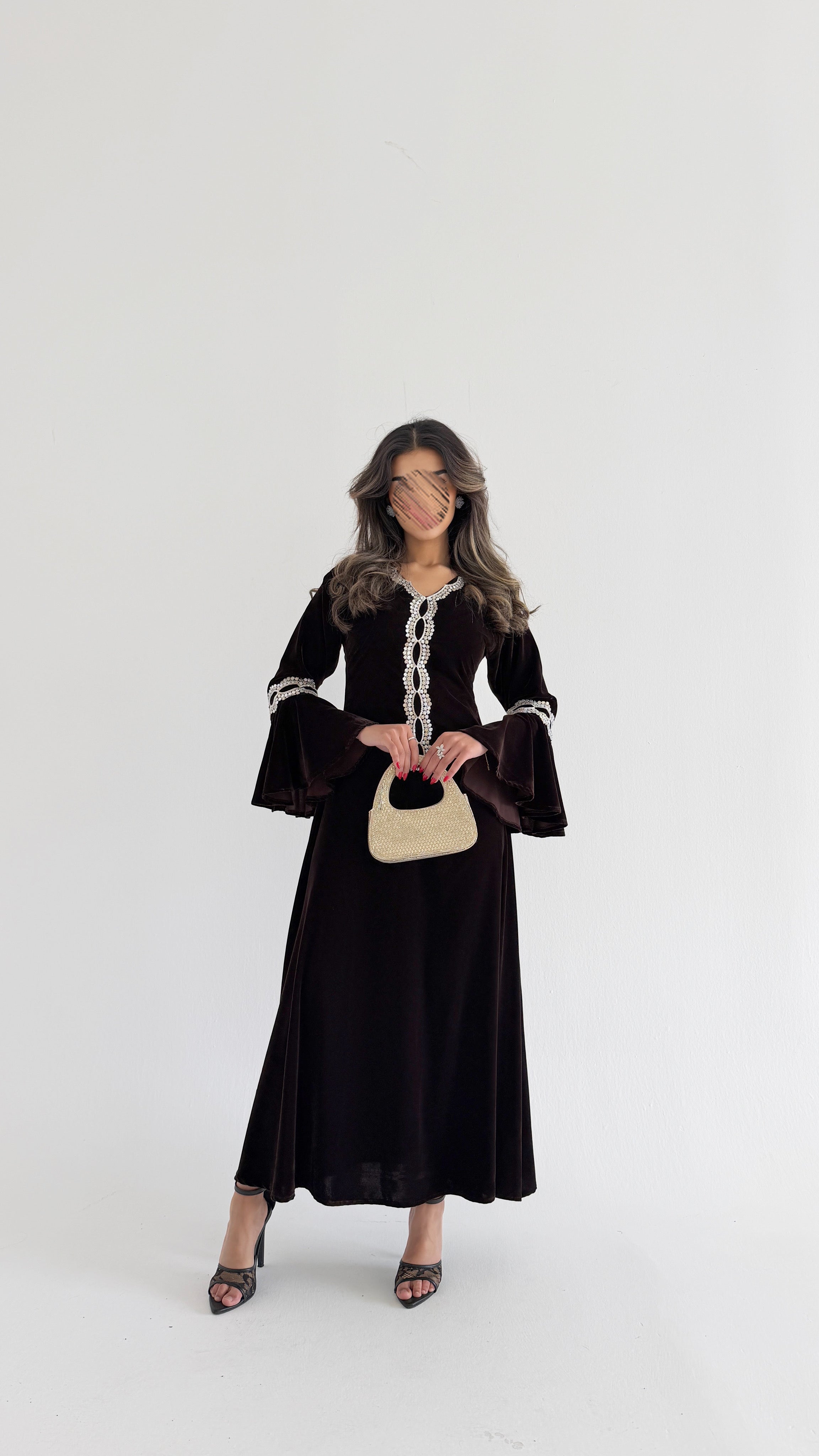 MWJ013 - جلابية مخمل مكسر بتصميم أنيق وكلفة ناعمة متوازنة - Aya