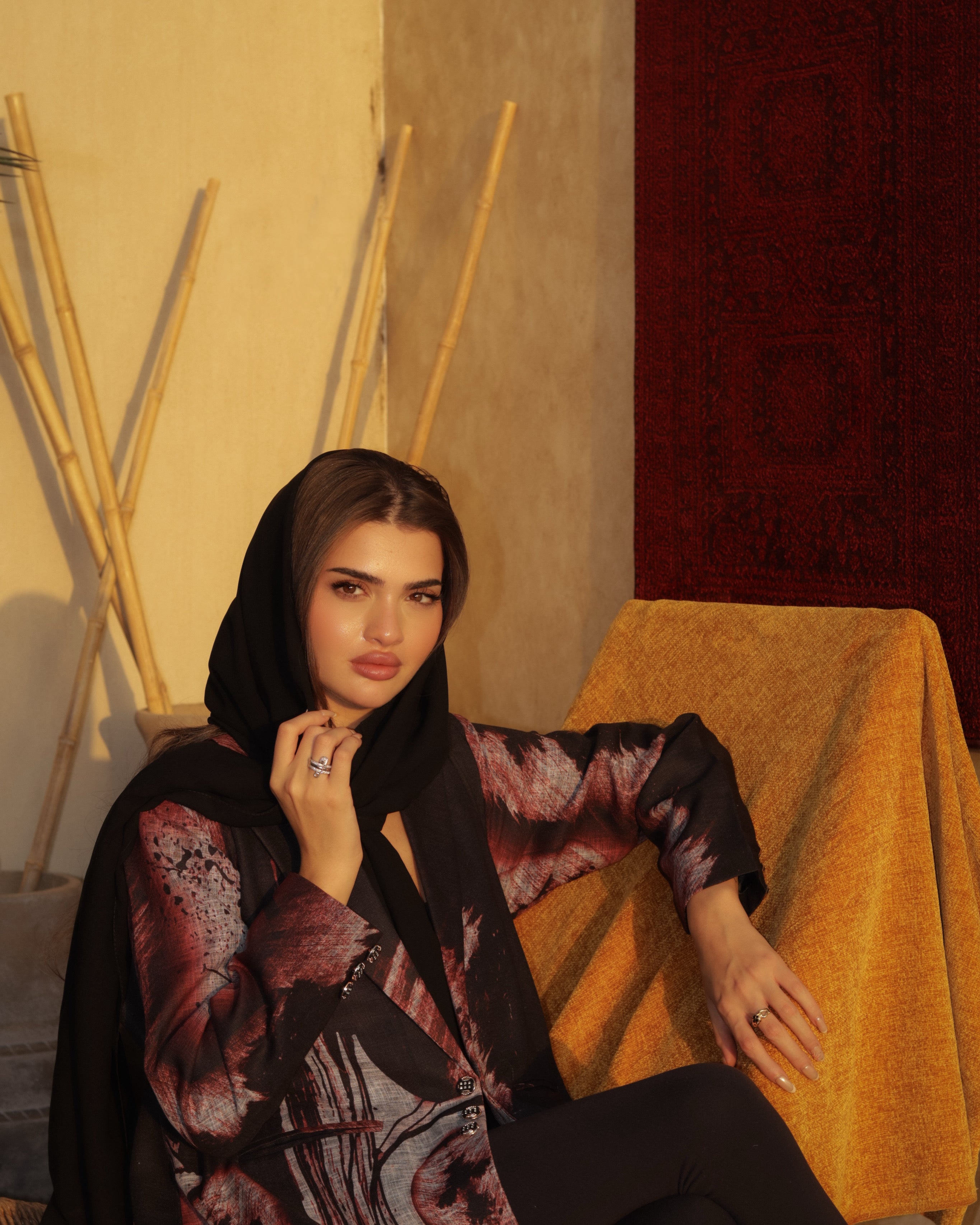 MW645 - Light Crepe Standing with Jacquard Half-Cloche