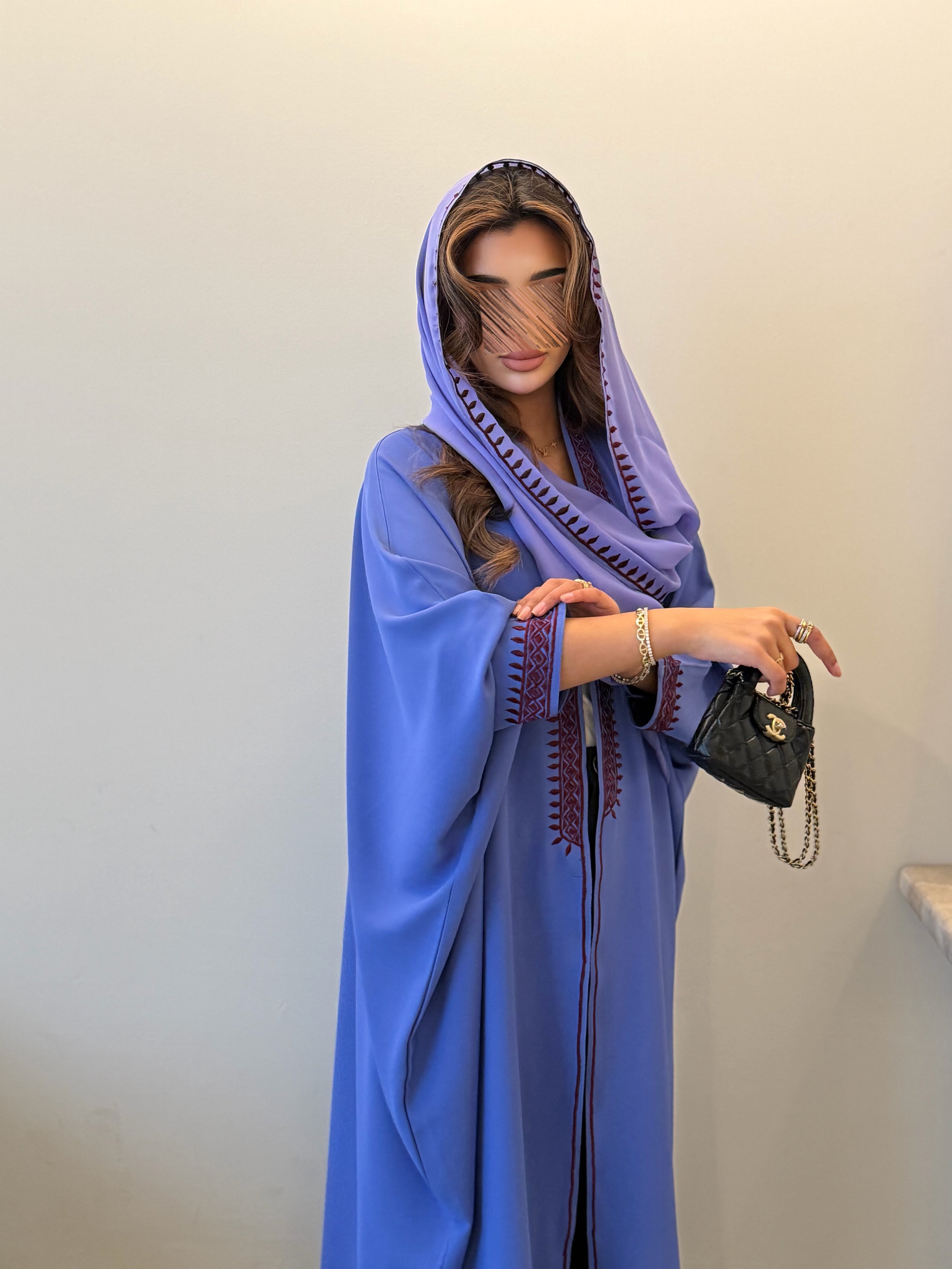 MWT5063 - قماش كريب بنفسجي مع تطريز من الأمام والأكمام والطرحه - Aya