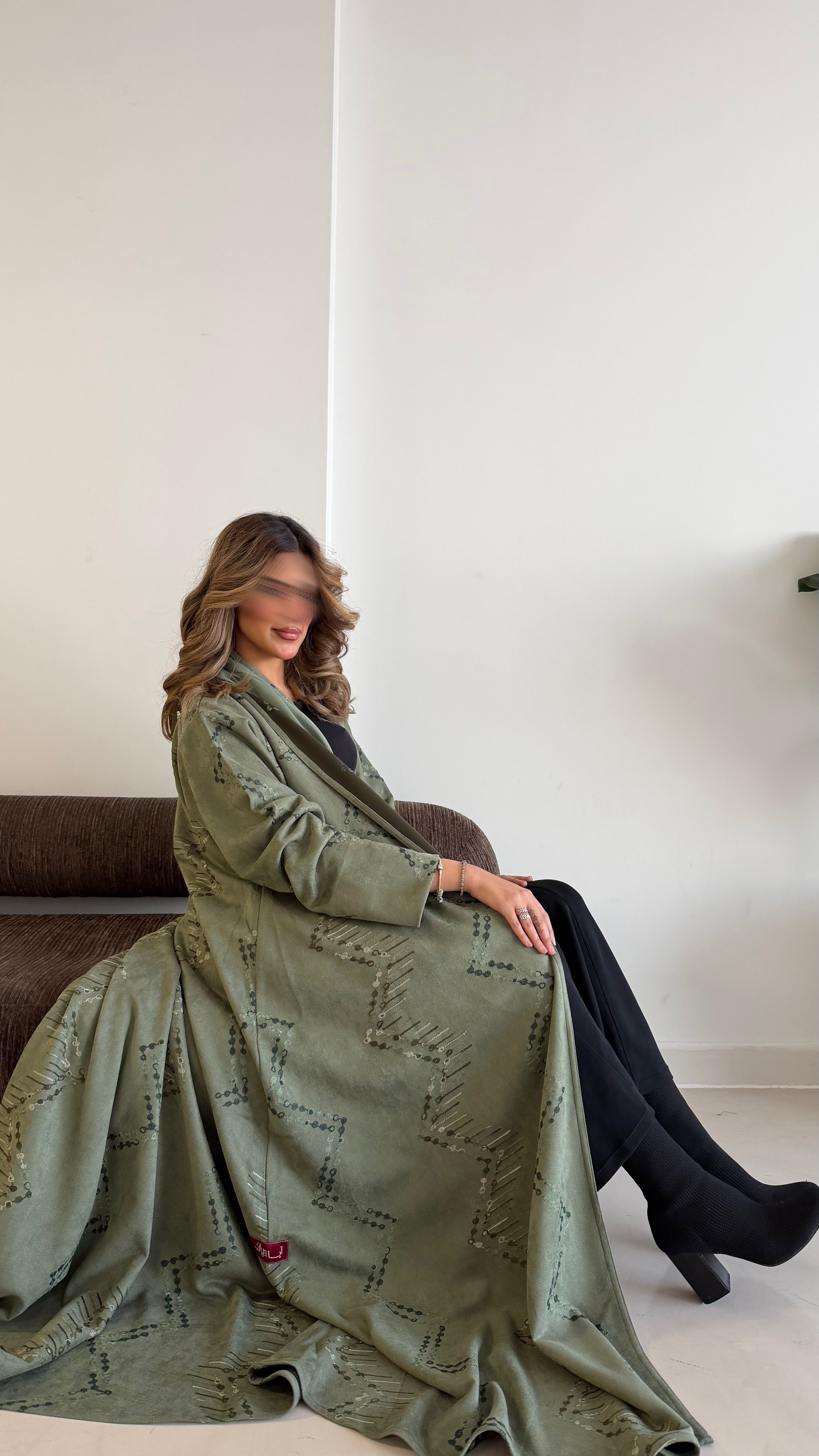 MWT580 - عباية شامواة زيتي - Aya