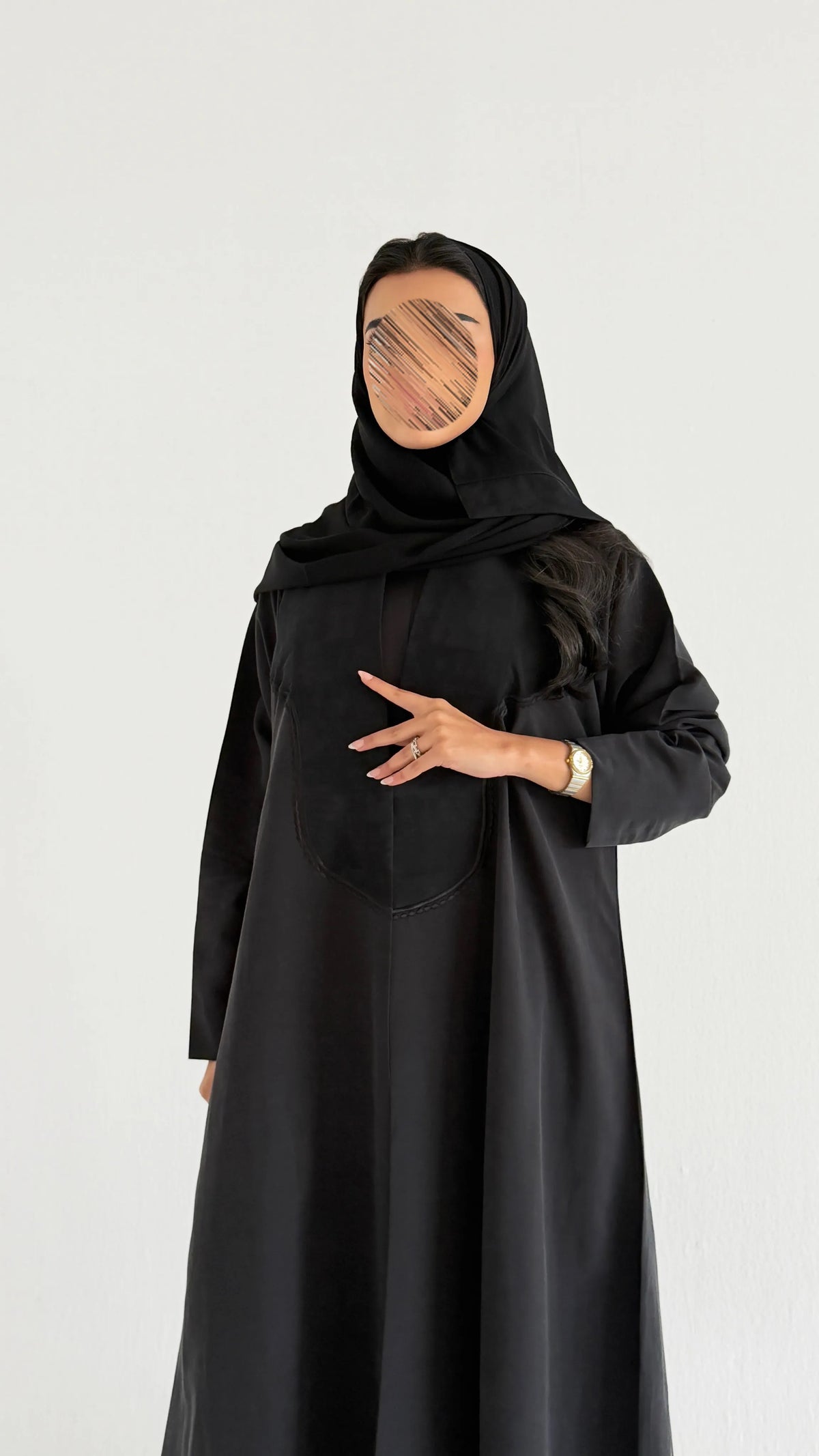 MWT1293 - عباية كريب مغسول بتدخيلة جاكار وتطريز - Aya