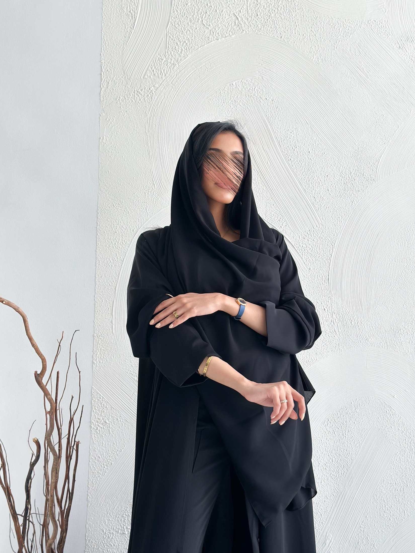MW1428 -عباية سادة من الكريب الناعم - Aya