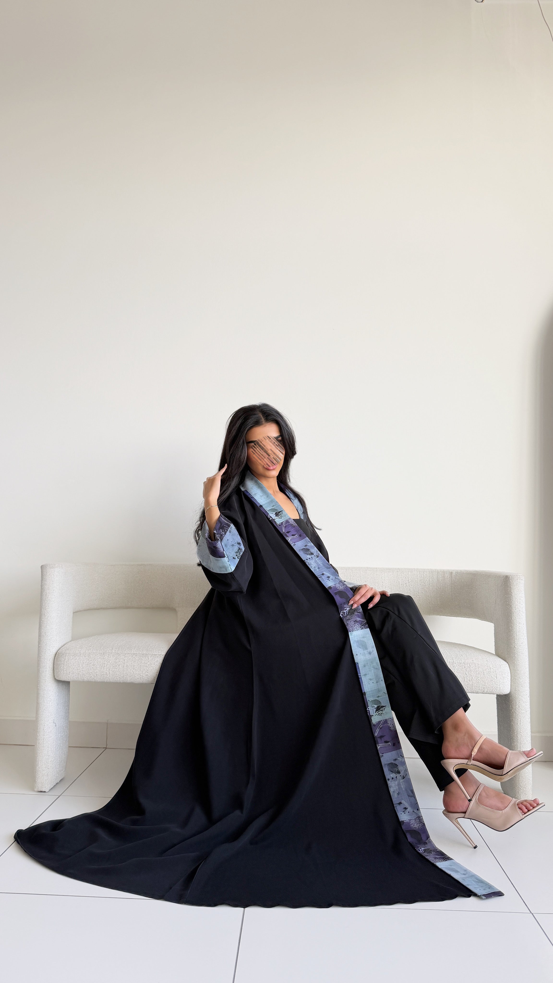 MWT1118 - عباية كريب مع تدخيلة لنن طباعة - Aya