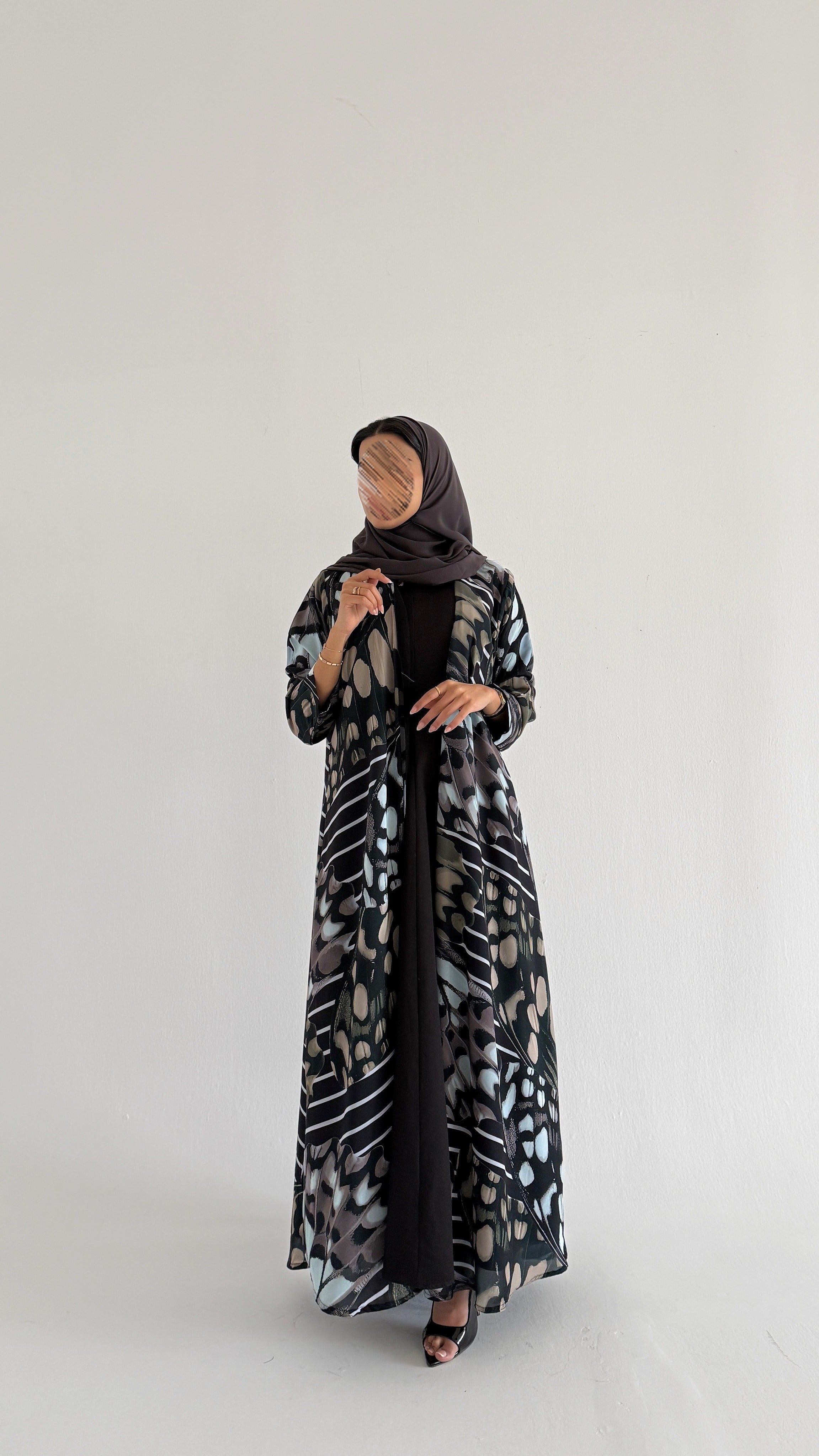 MWT2133 - عباية طباعة- Printed Abaya