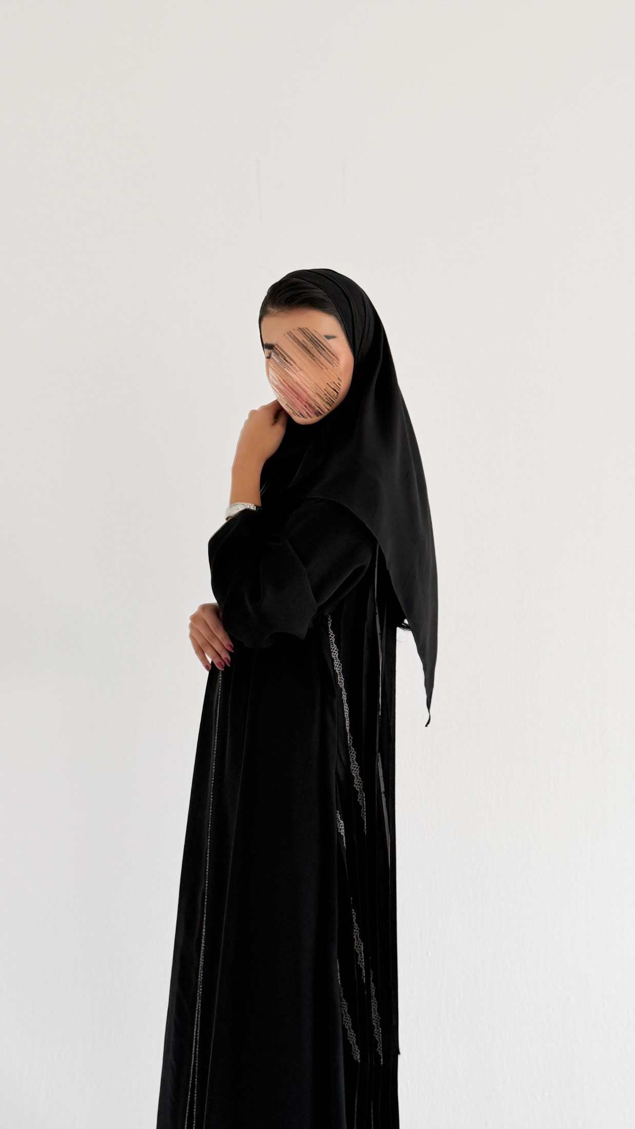 MW2074 - عباية جاكار اسود وابيض مكسر - Aya