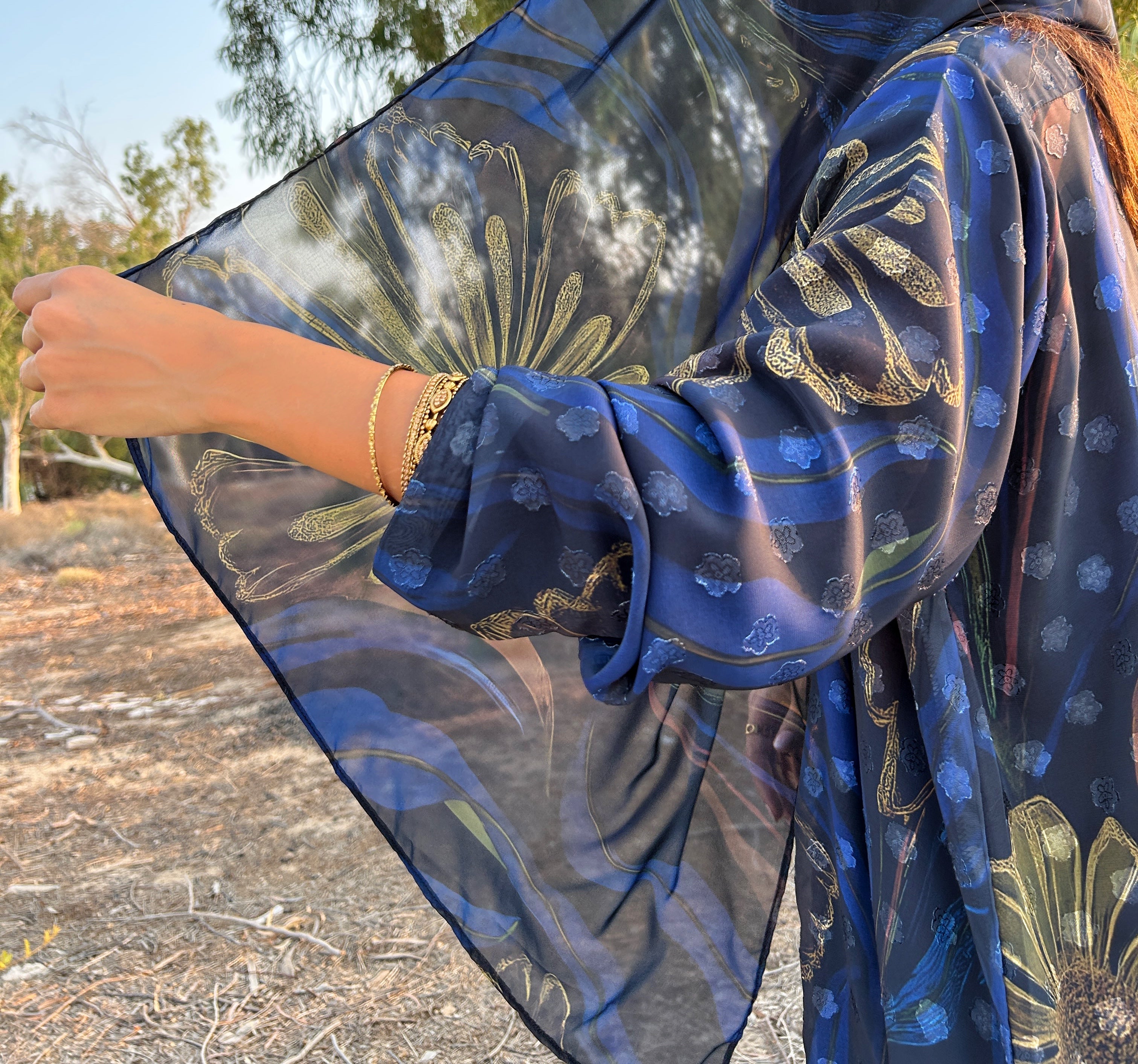 MW645 - Light Crepe Standing with Jacquard Half-Cloche