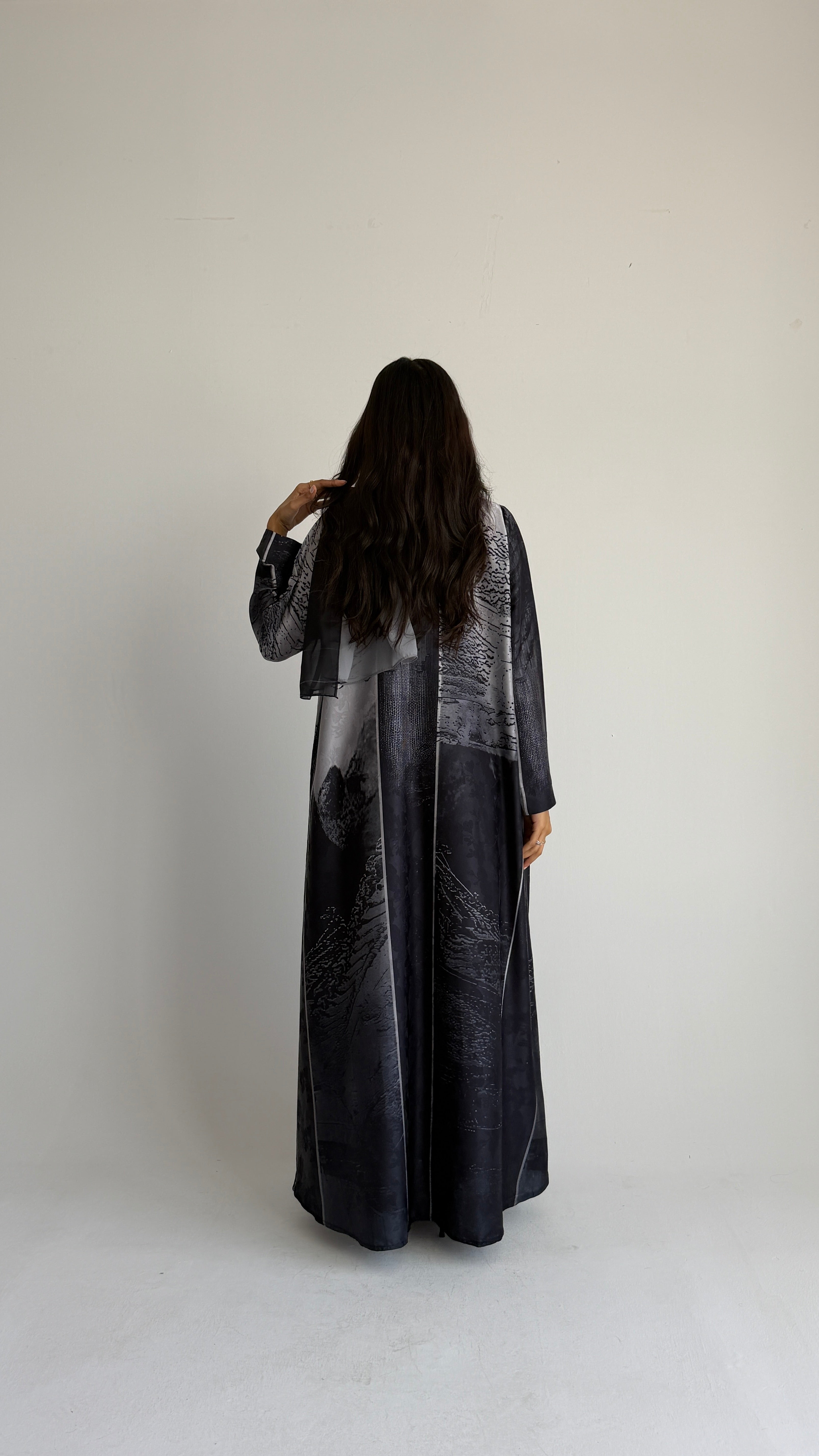 MWT1437 عباية طباعة | Printed Abaya - Aya