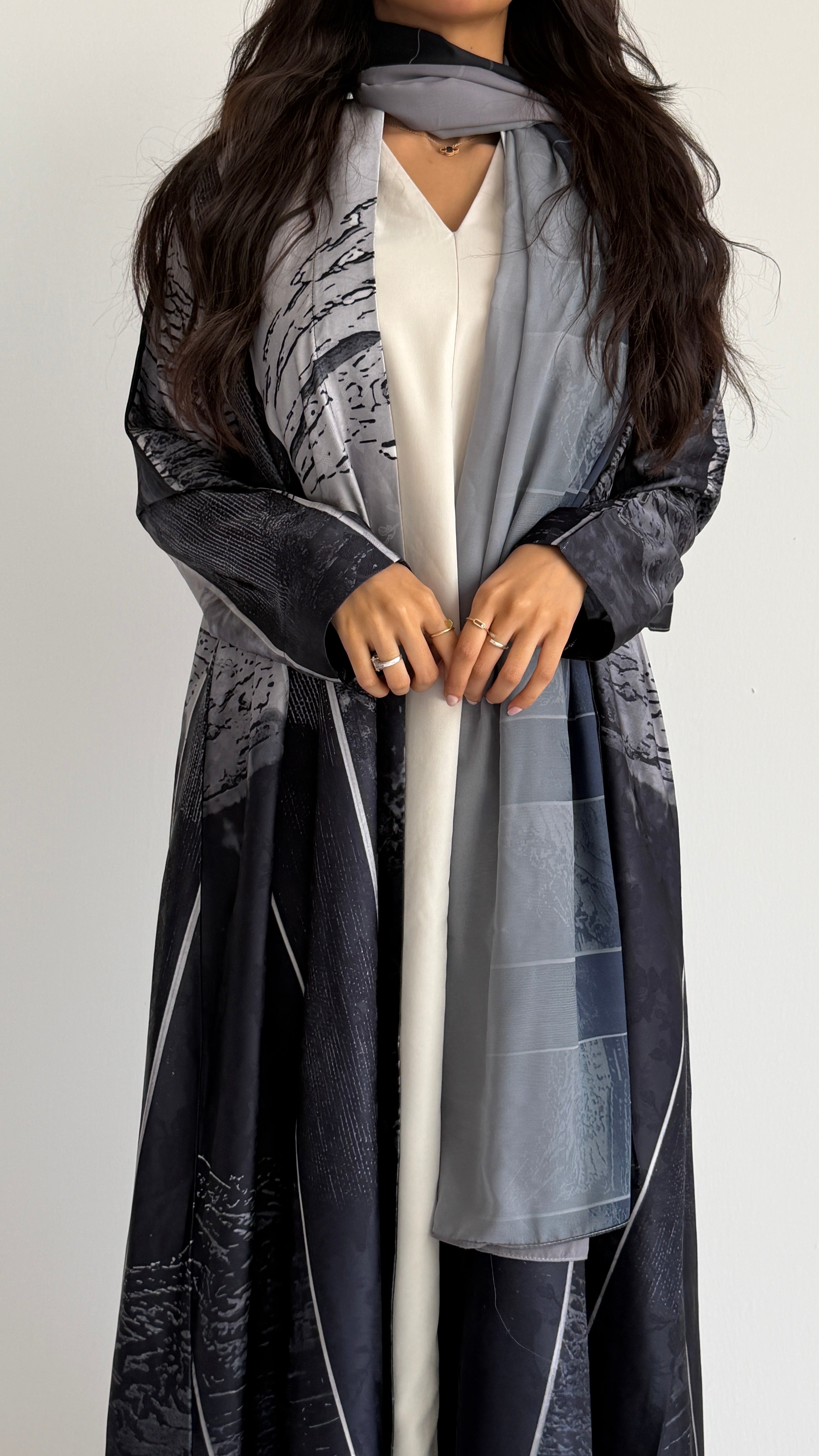 MWT1437 عباية طباعة | Printed Abaya - Aya