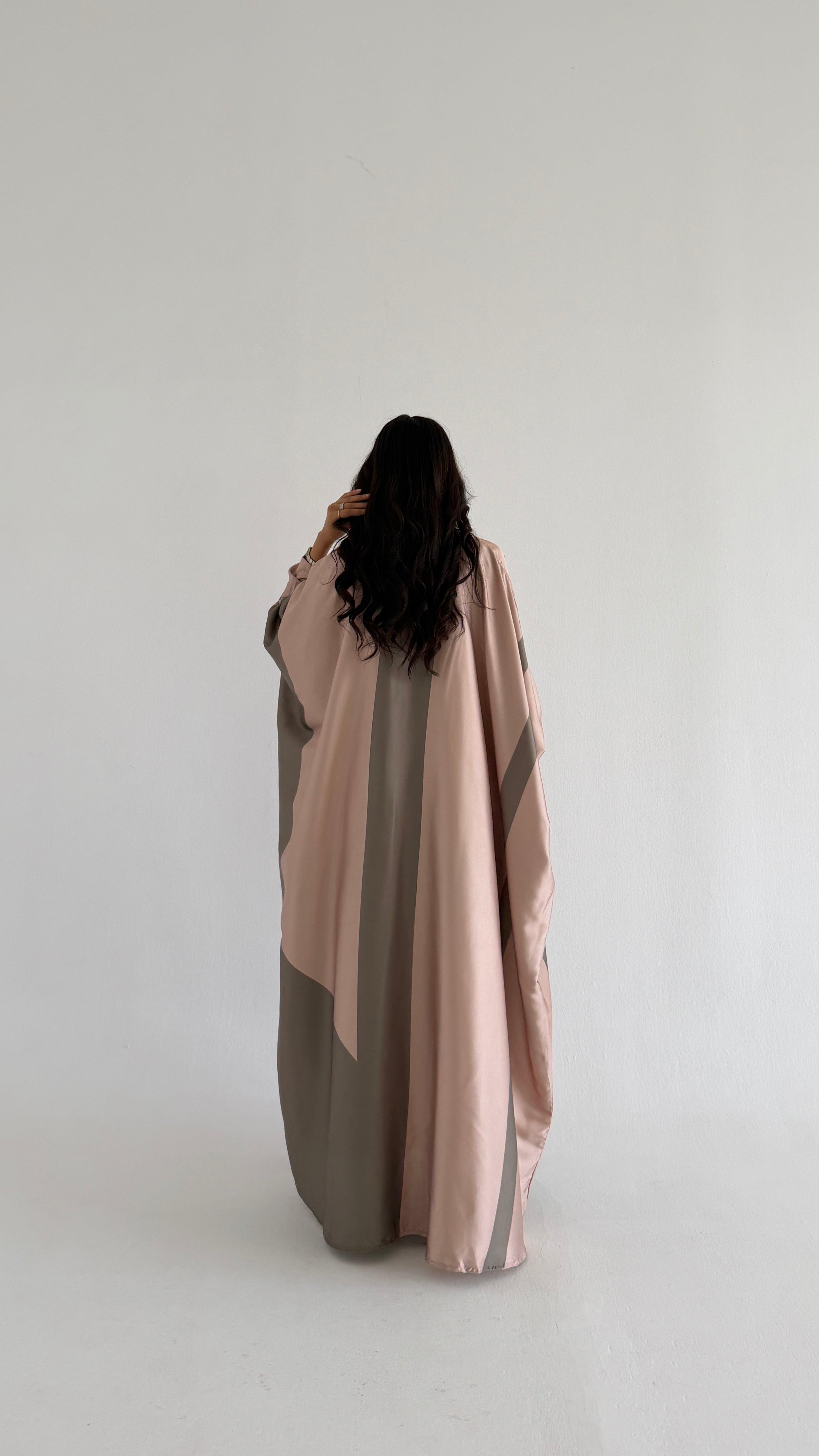 MWT1421 عباية حرير طباعة - Aya