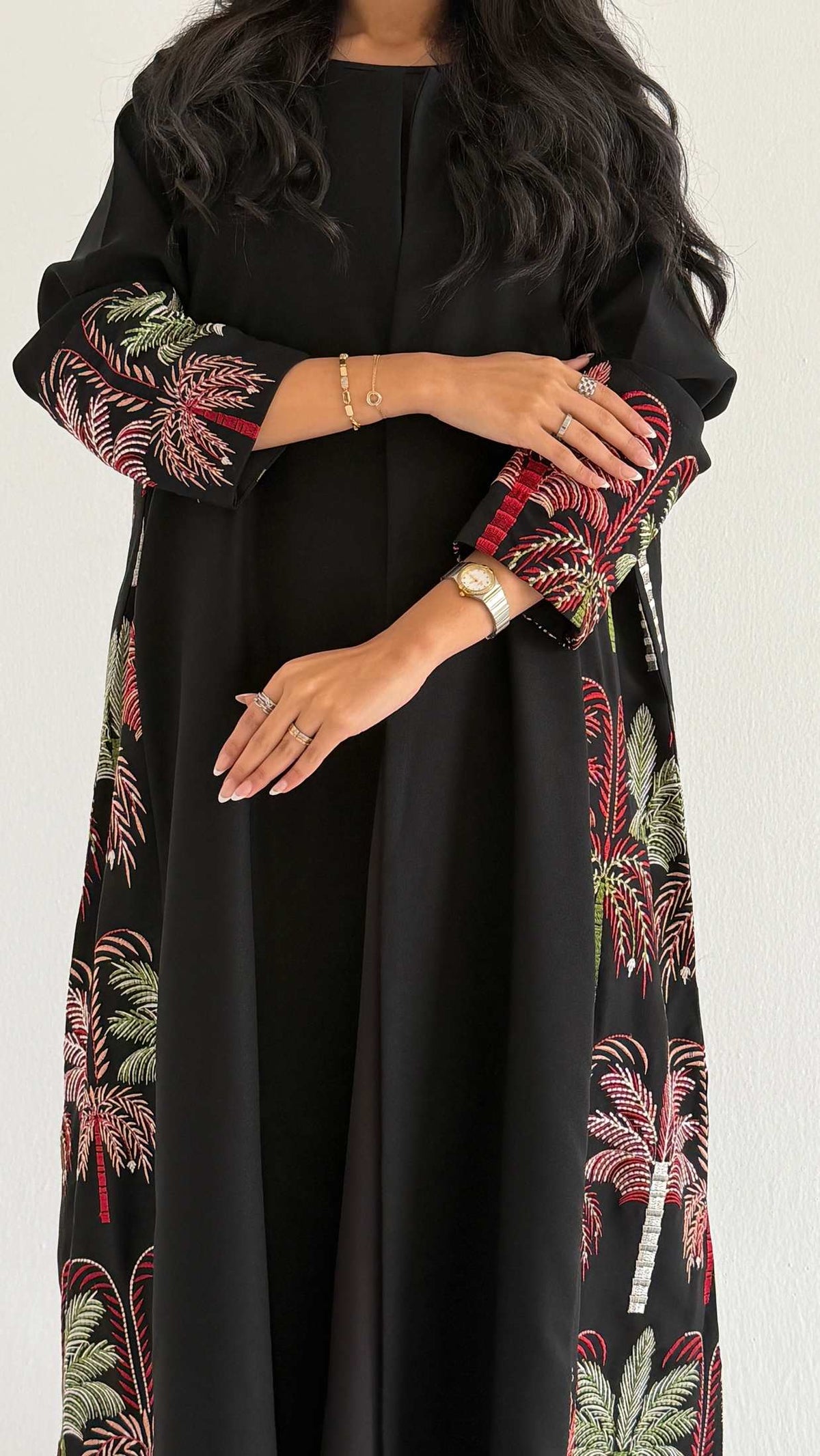 MWT4023 - عبايه بزخارف النخل - Aya
