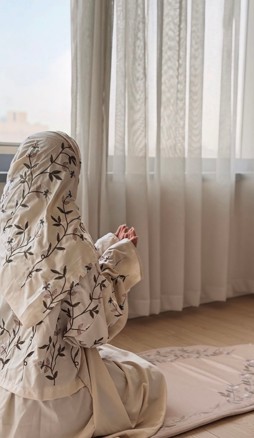 MWR0200 - طقم أغصان بيج - Aya