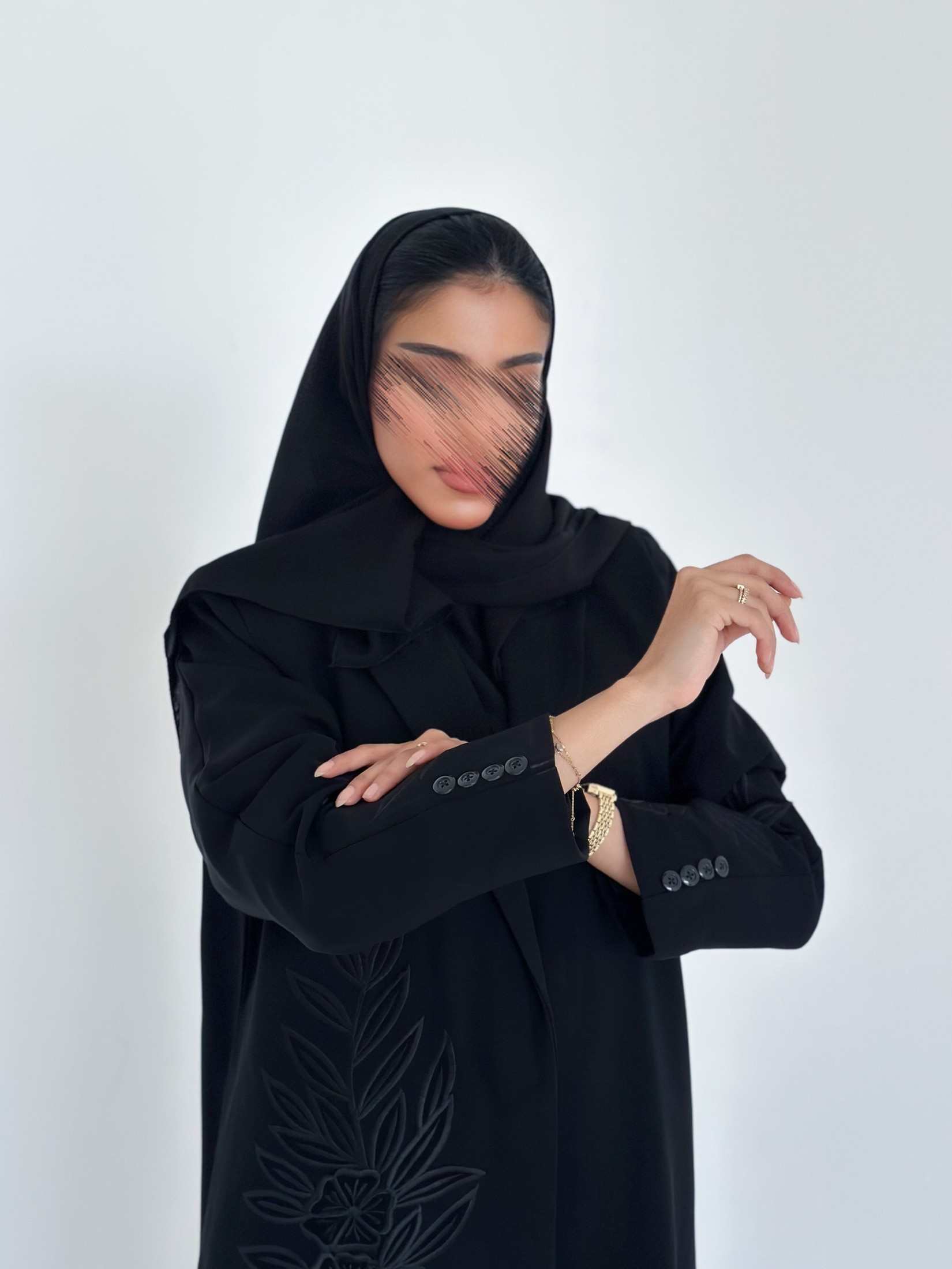 MW1341 - عباية بليزر بتطريز اسود - Aya