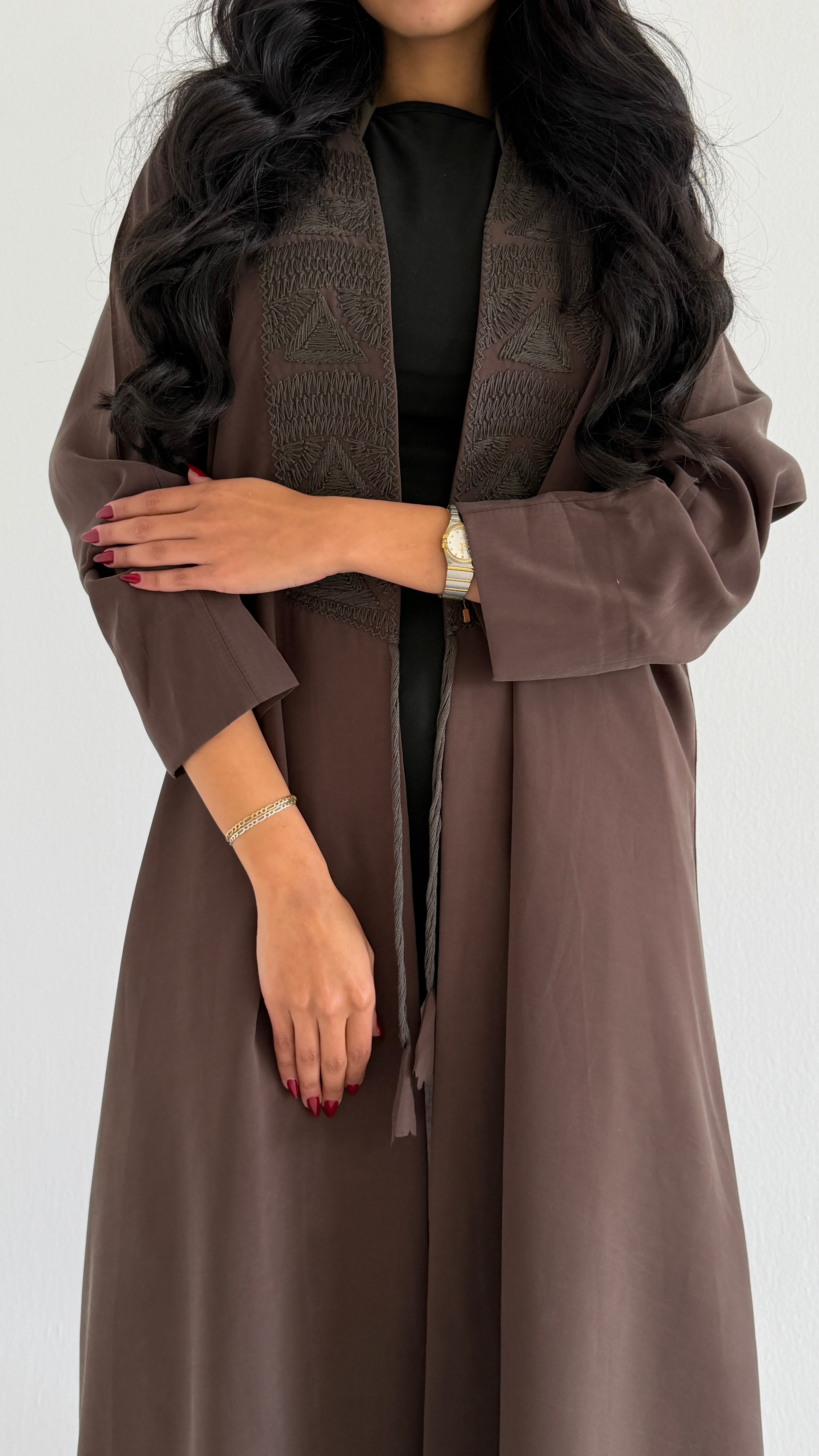 MWT1079 - عباية بتطريز بالامام - Aya