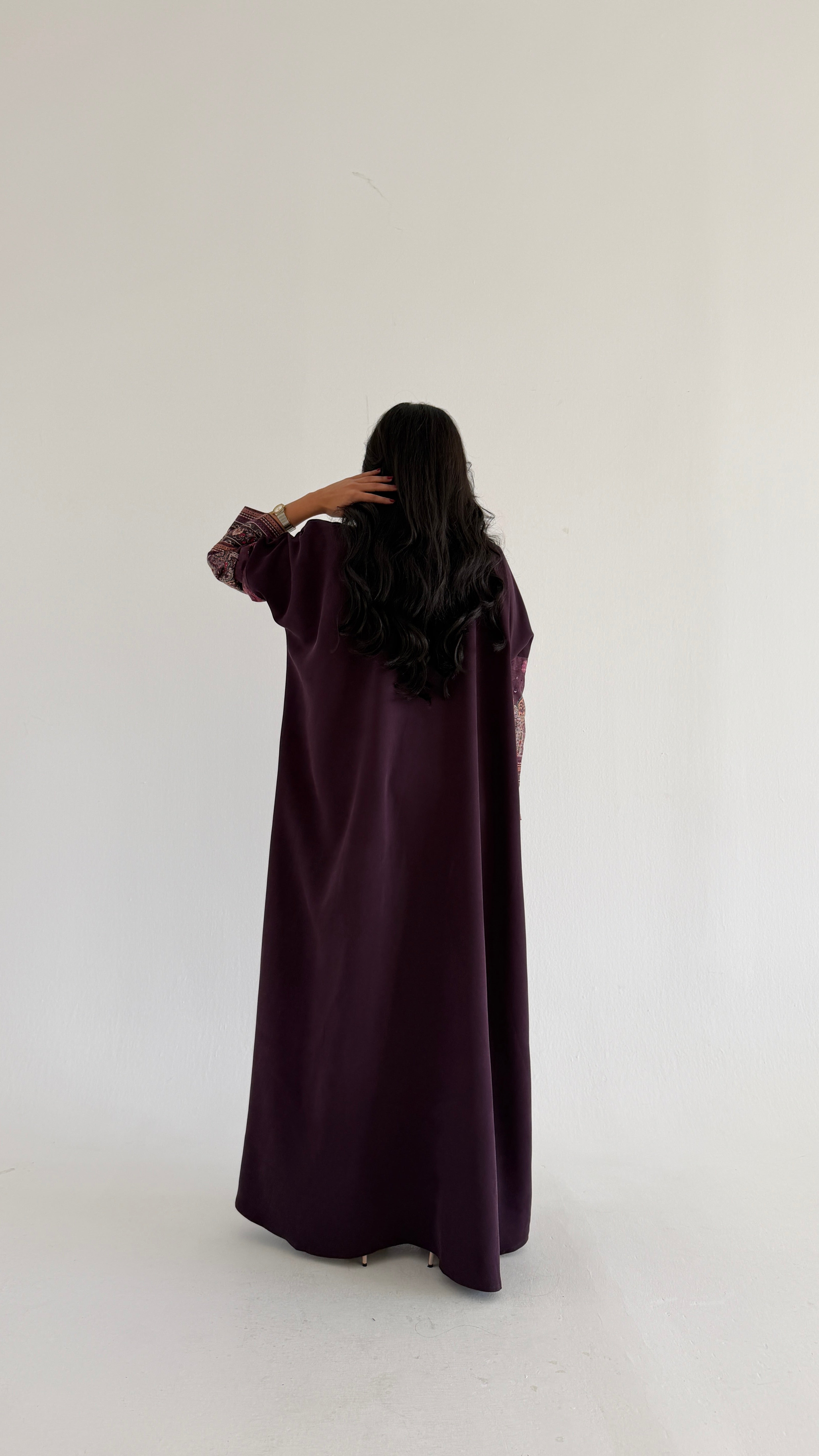 MWT1027 - عبايه بتدخيله ركامة هندي - Aya