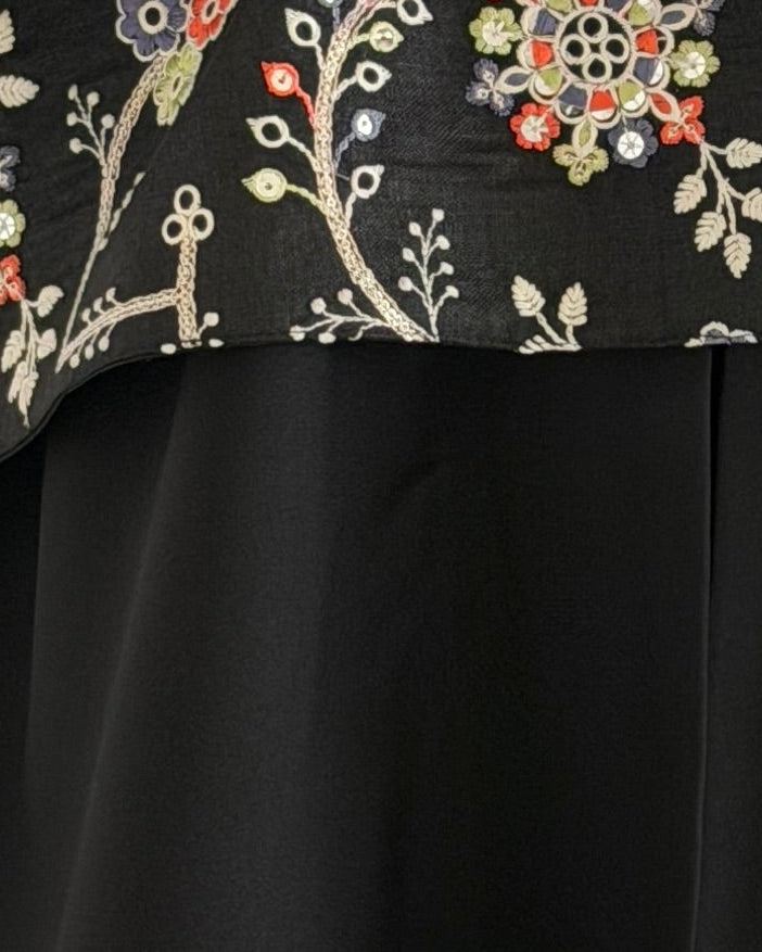 MWT1029 - عباية اسود بتدخيله بالامام تطريز هندي - Aya