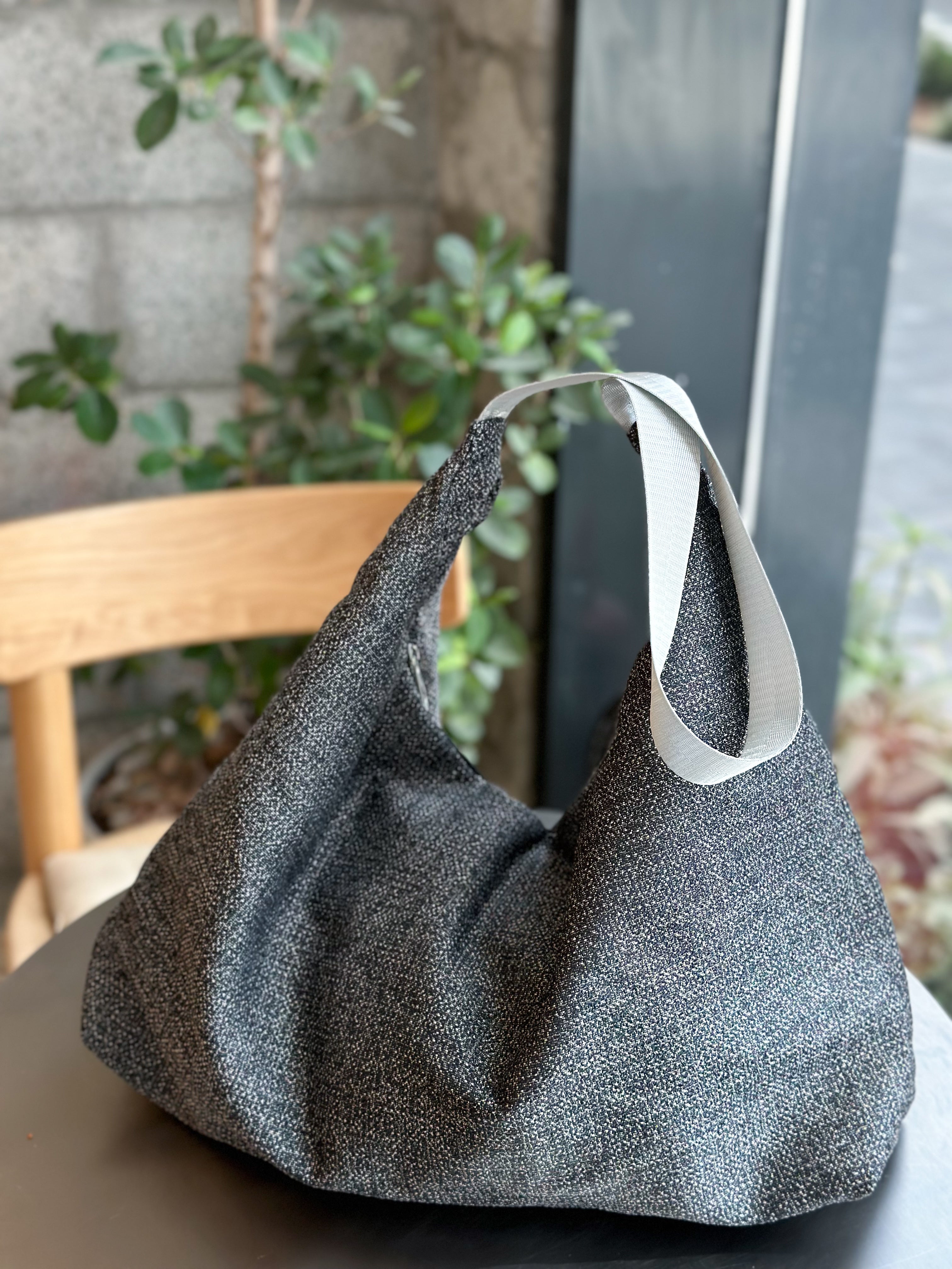 MWB0700 - شنطة هوبو كتان سميكة وعملية - Aya