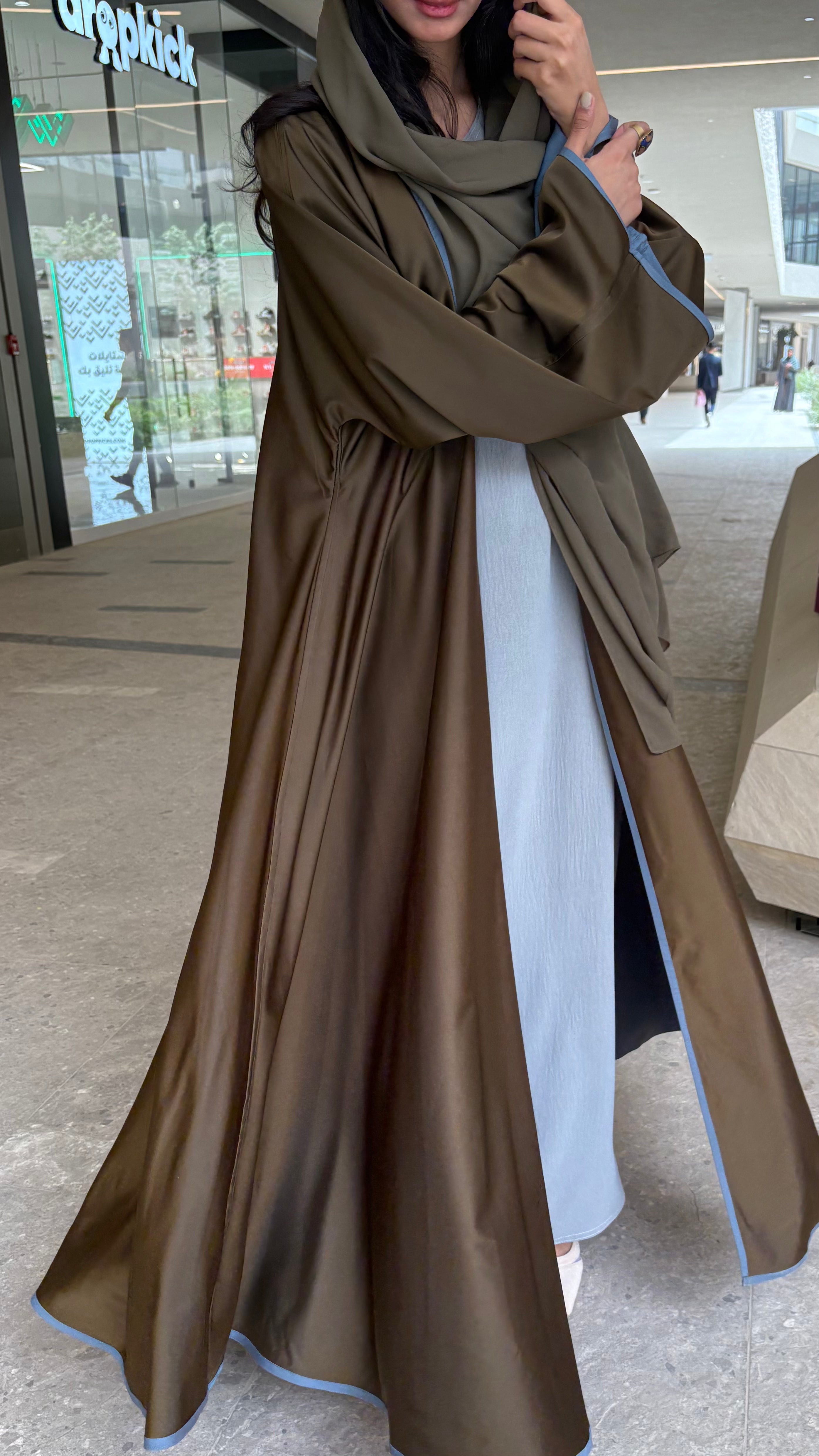 MW1326  - عباية دبل فيس باللون الأزرق الهادئ والزيتي الفاخر - Aya