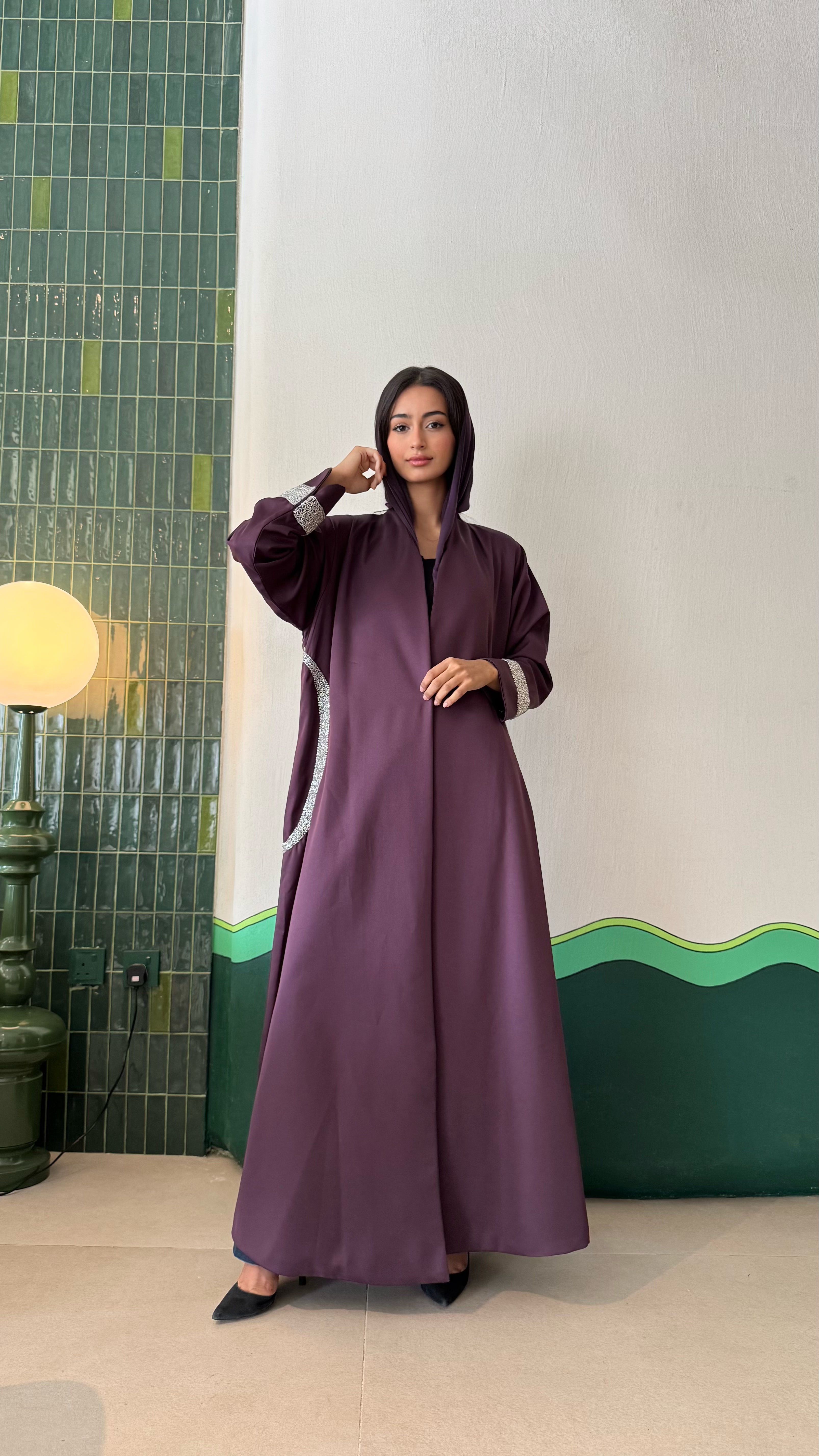 MW1665 - عباية بليزر شغل يدوي الشك - Aya