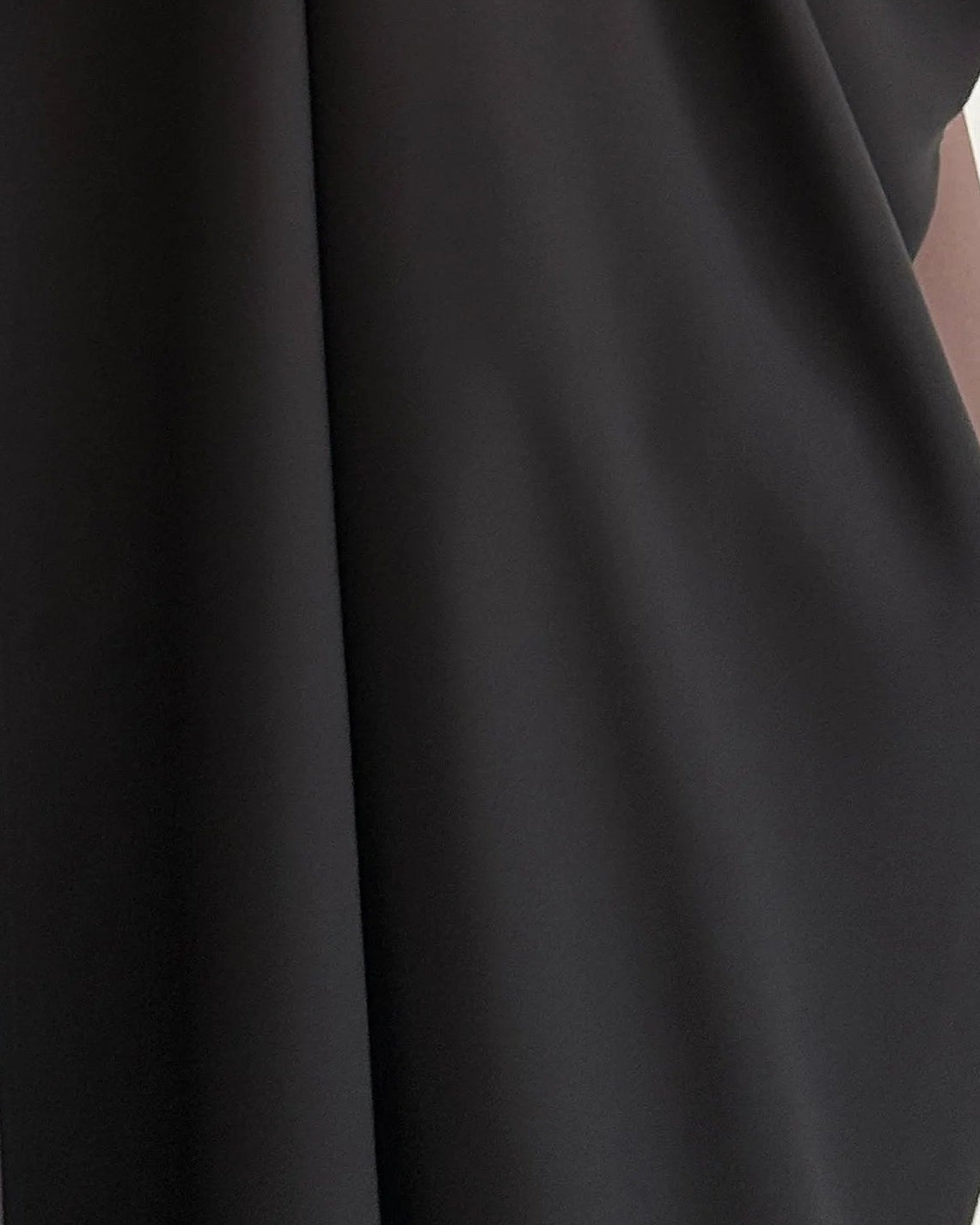 MWT5219 - عبايه يومية مع تدخيلات كلفة اسود - Aya