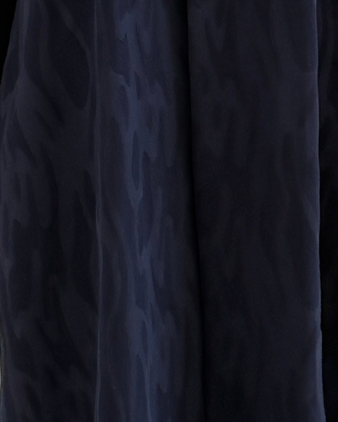 MW2088 - عباية جاكار أنيقة بقصّة بليزر عصرية - Aya