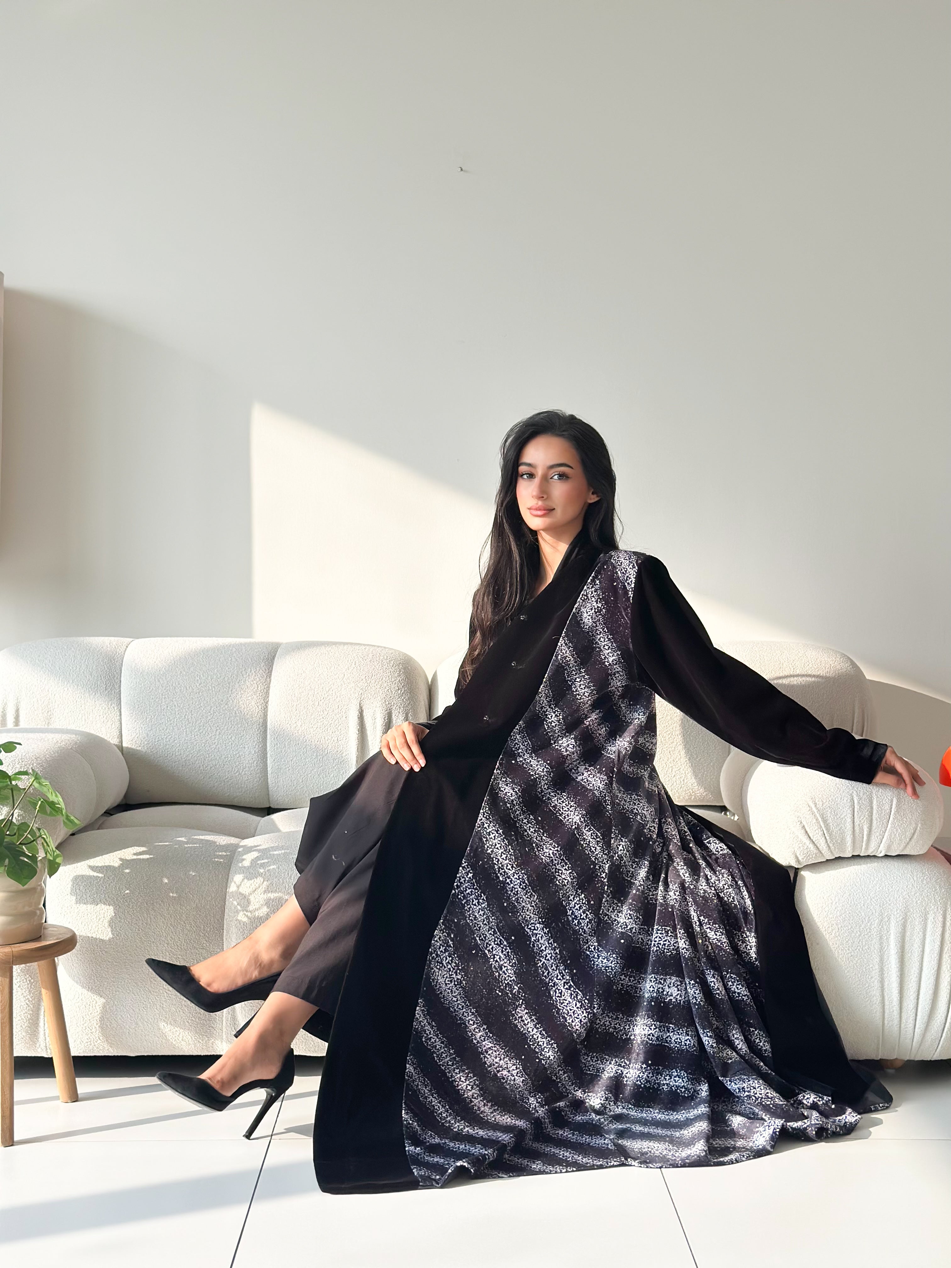 MWT742 - عباية بليزر برينت - Aya